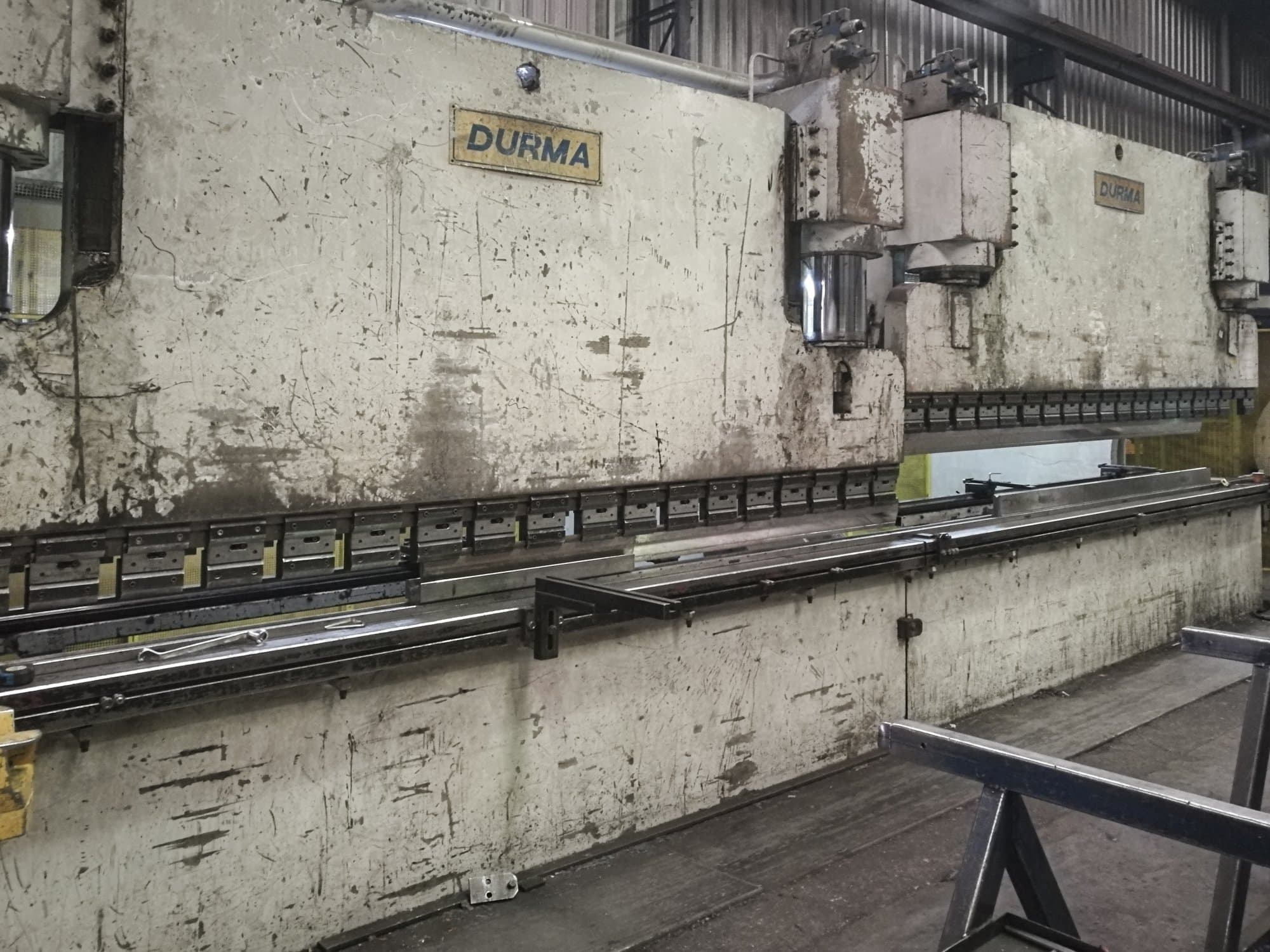 Makine Durma - Sol görünüm CNC T HAP 40400