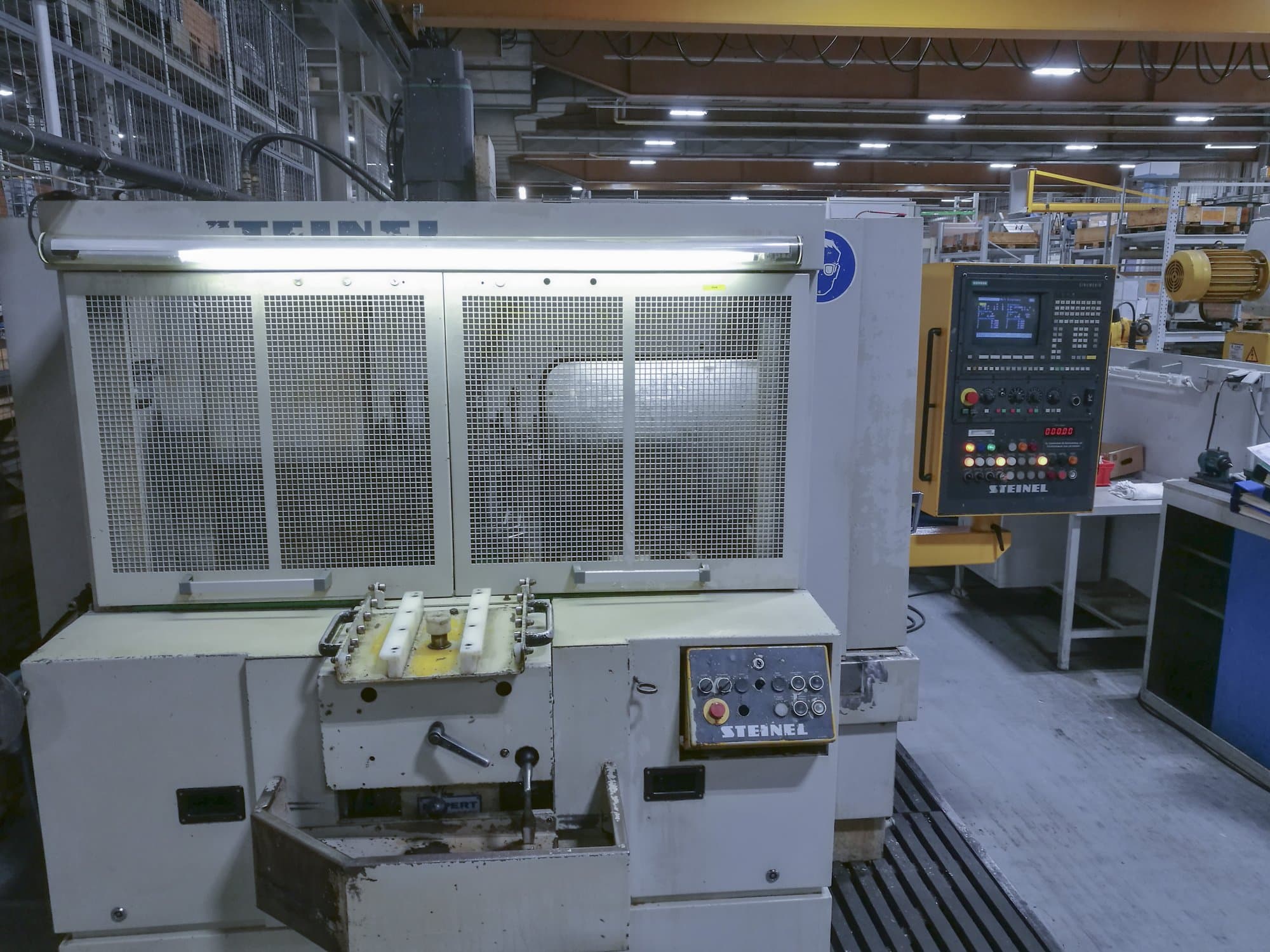 Makine STEINEL - Önden görünüm BZ 20