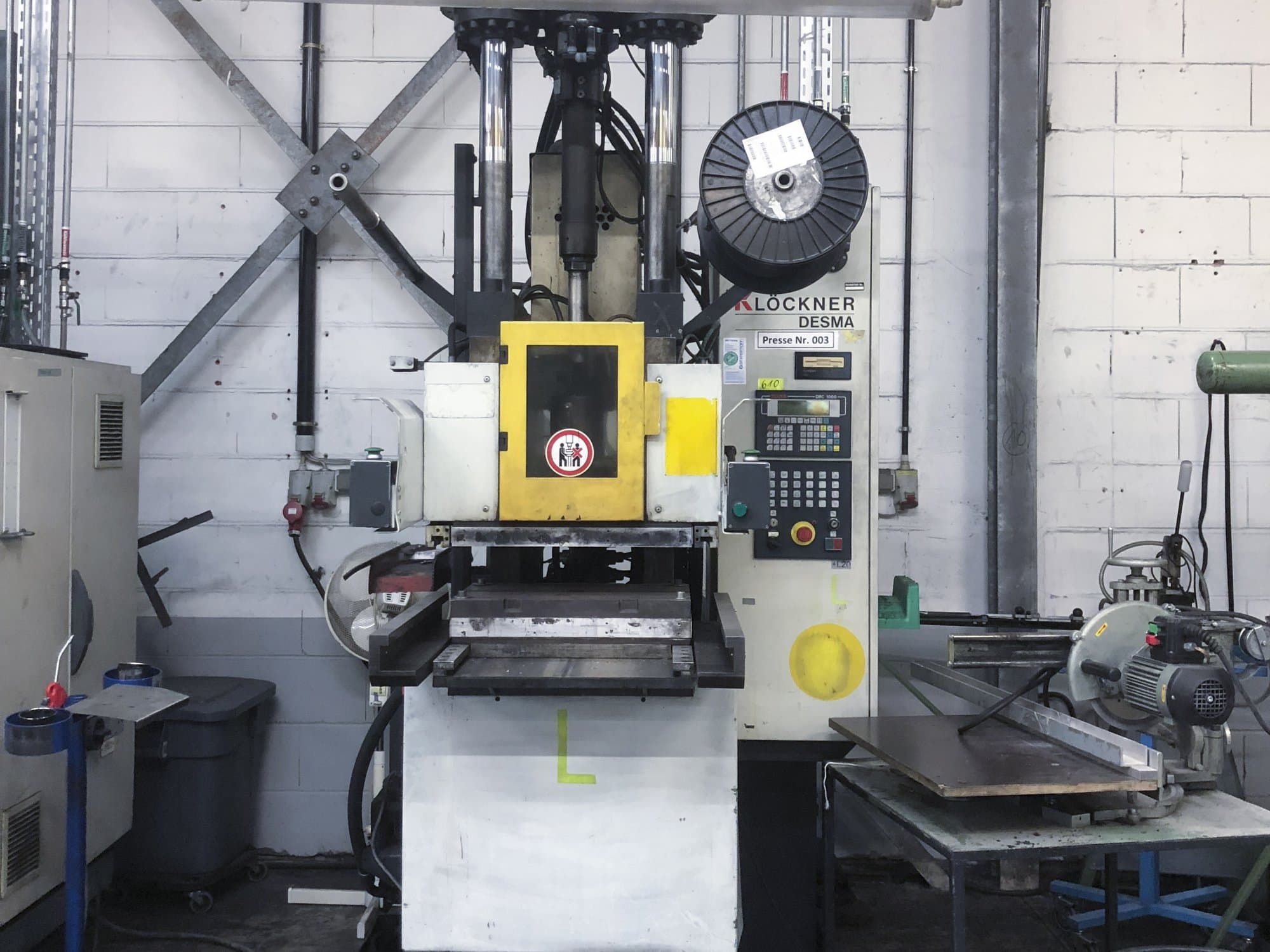 Makine Kloeckner Desma - Önden görünüm 956.050 ZO