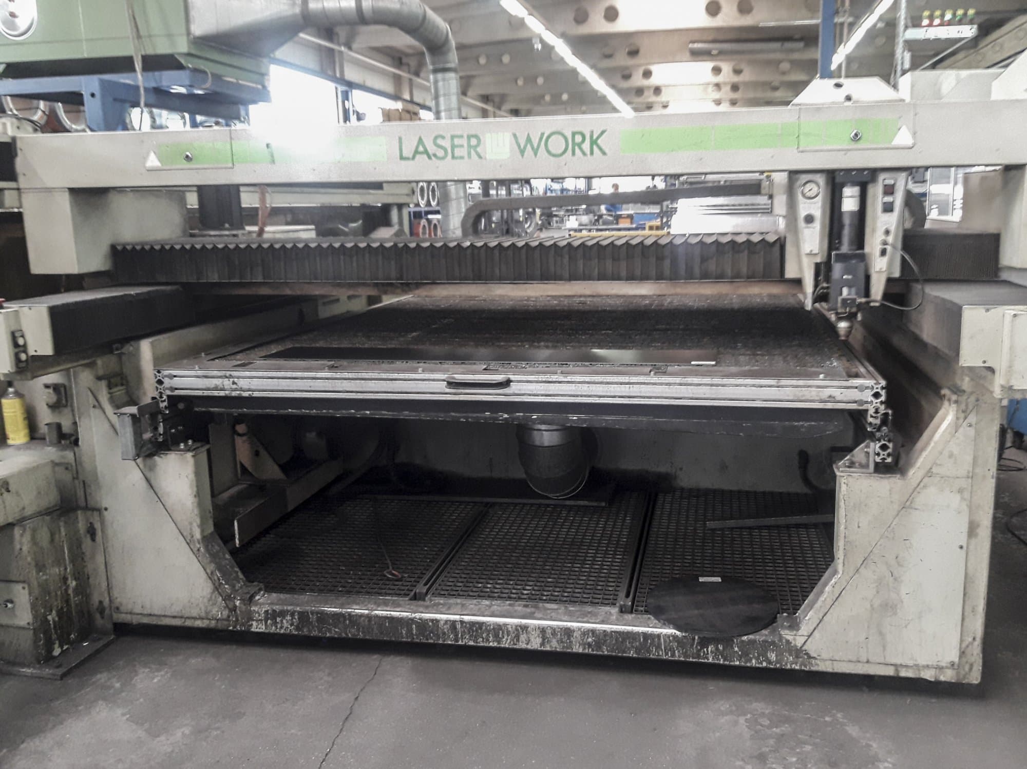 Makine WEGMANN-BAASEL - Önden görünüm VFA 1750