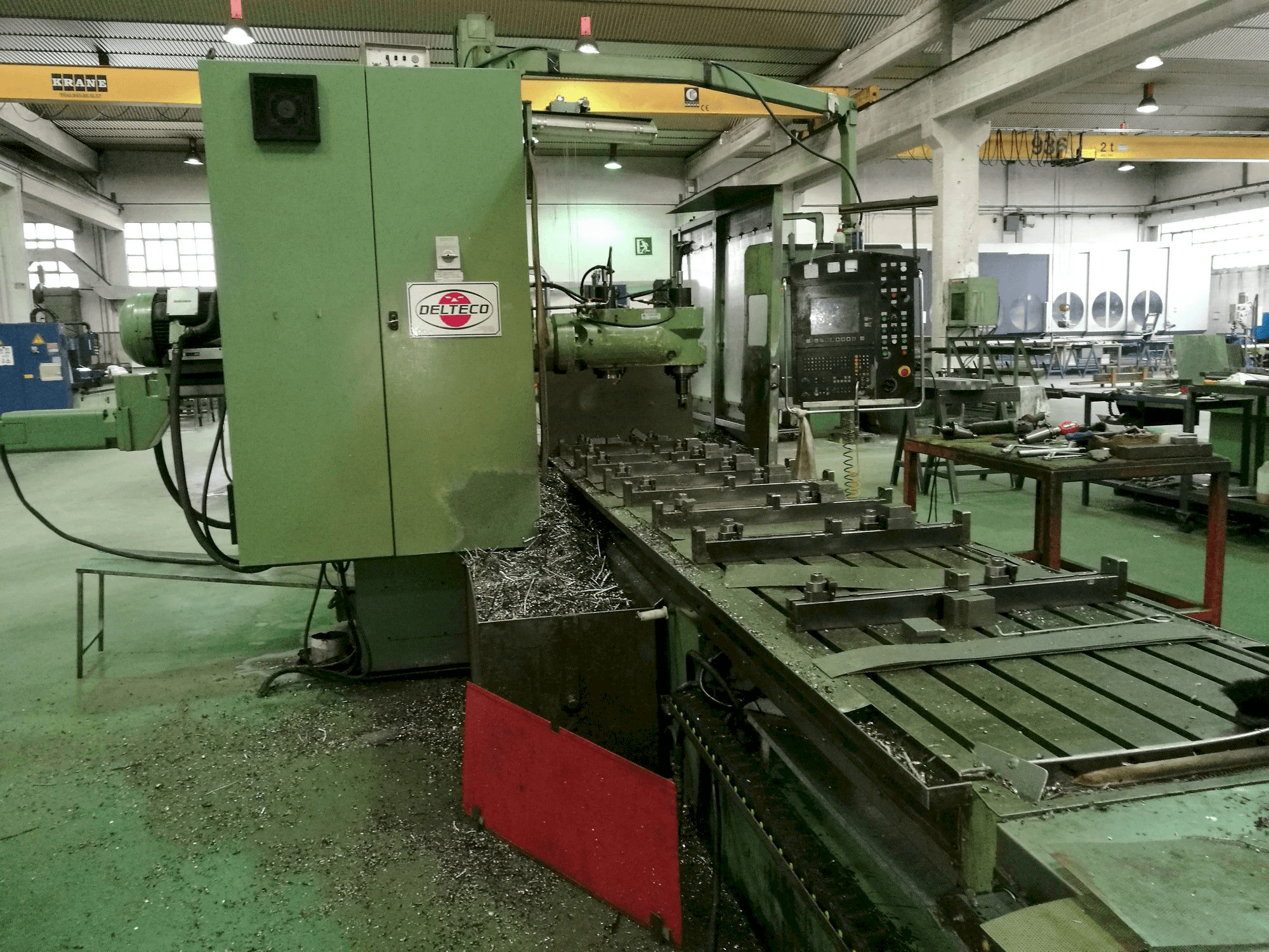 Makine Correa A-20/43 - Önden görünüm