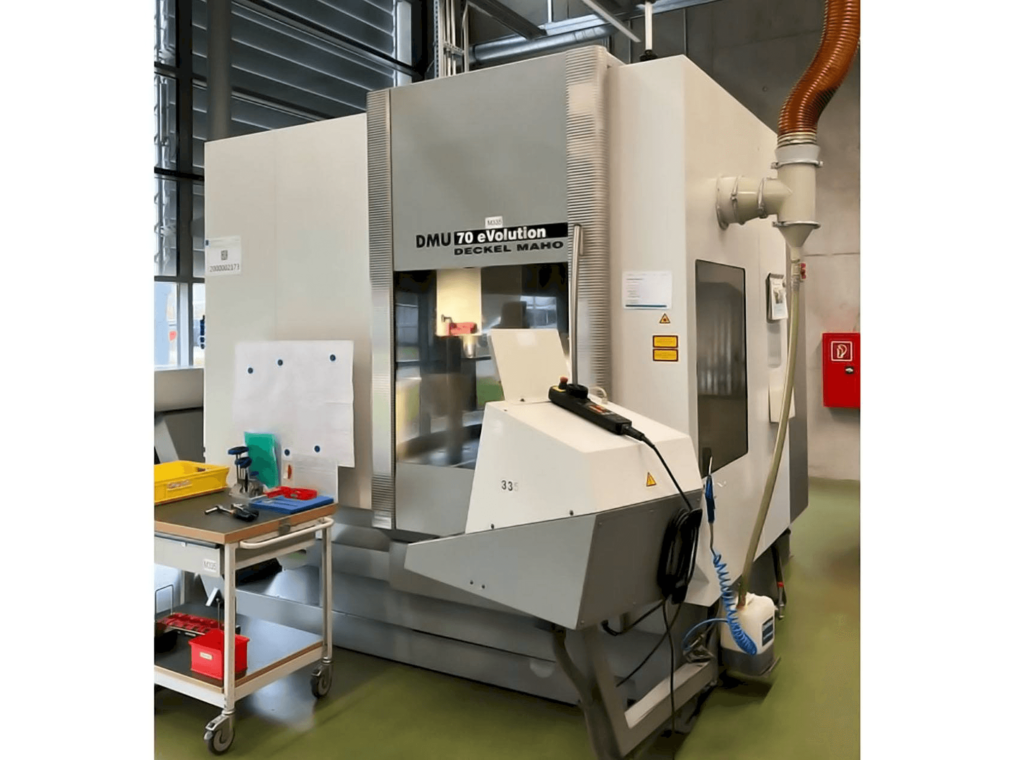 Makine DECKEL MAHO DMU 70 Evolution - Önden görünüm