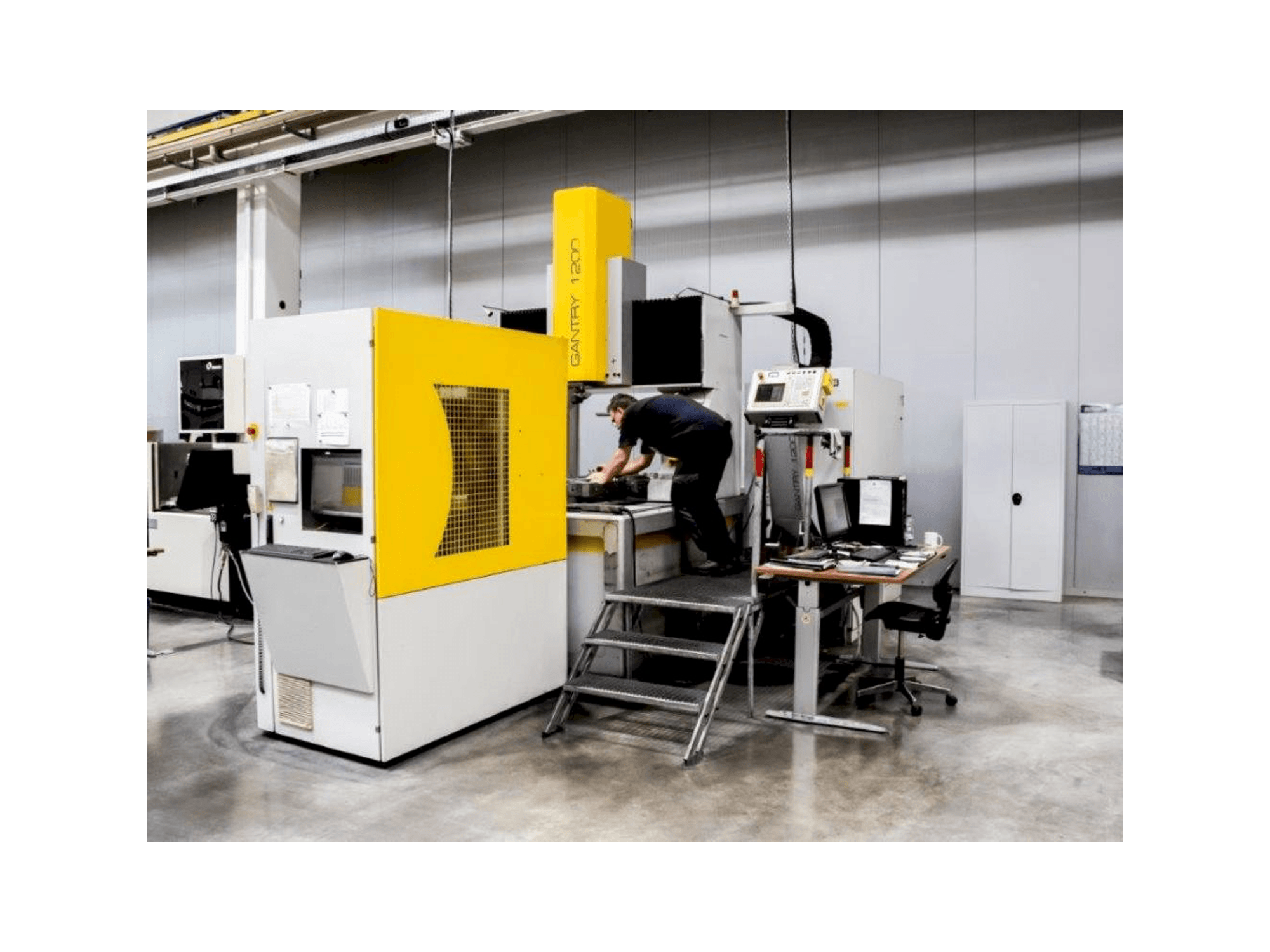 Makine OPS-INGERSOLL Gantry 1200 - Önden görünüm