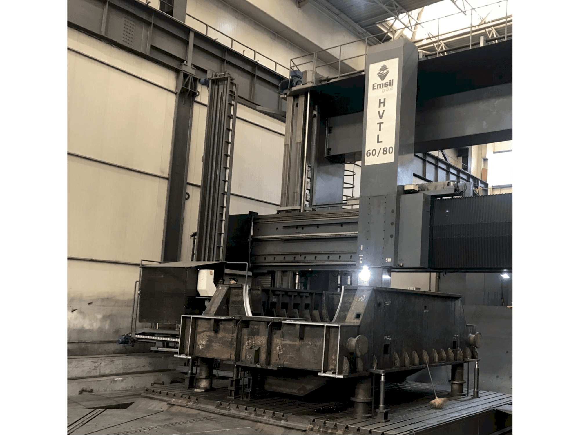 Makine Emsil HVTL 60/80 - Önden görünüm