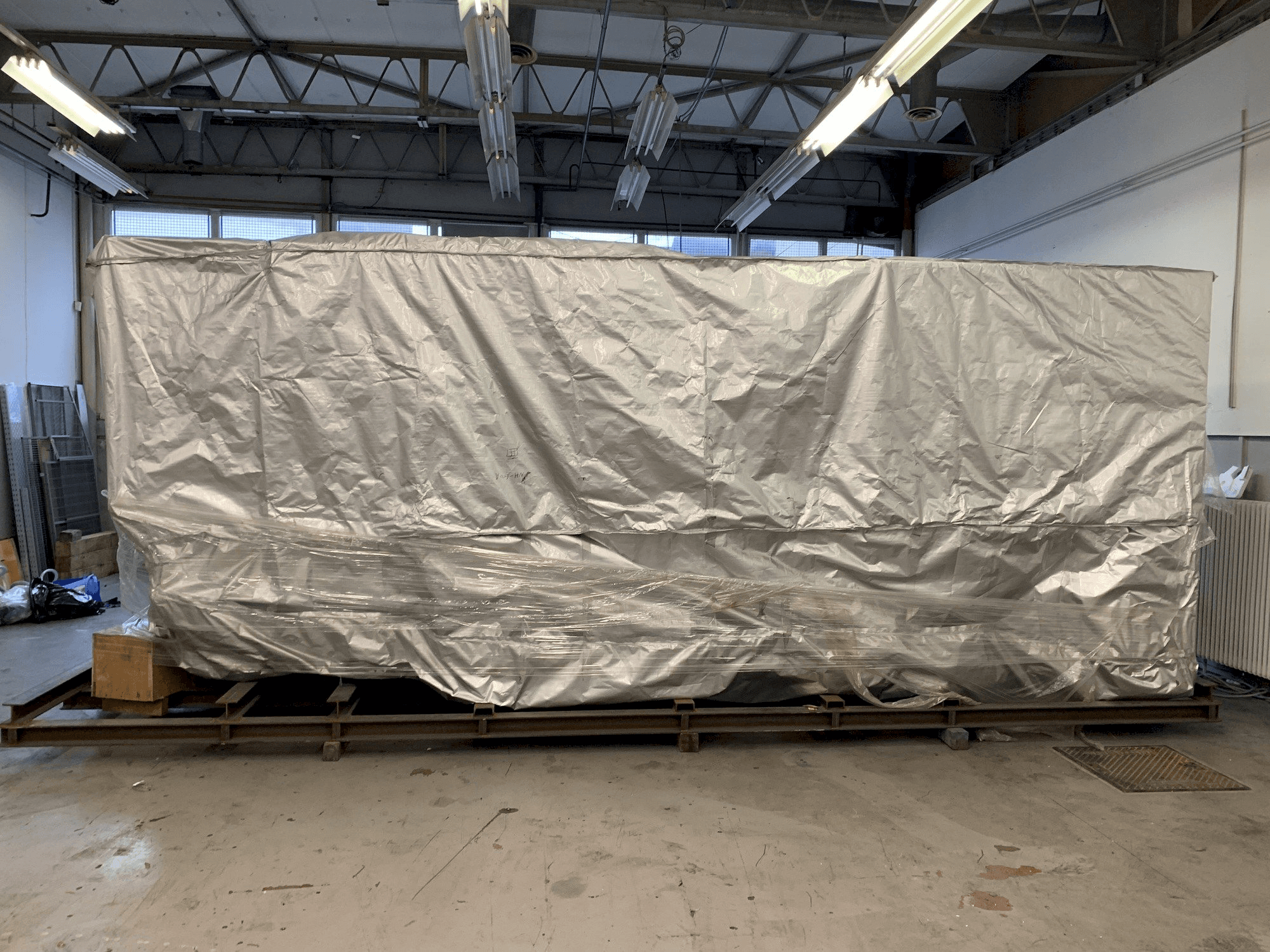 Makine YCM NH 500A - Önden görünüm