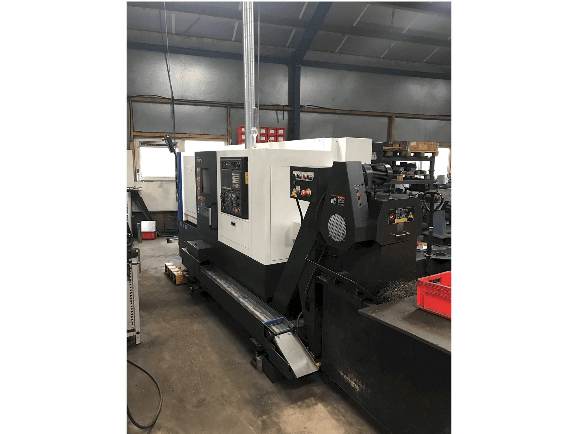 Makine Hyundai Wia L230LMSA - Önden görünüm