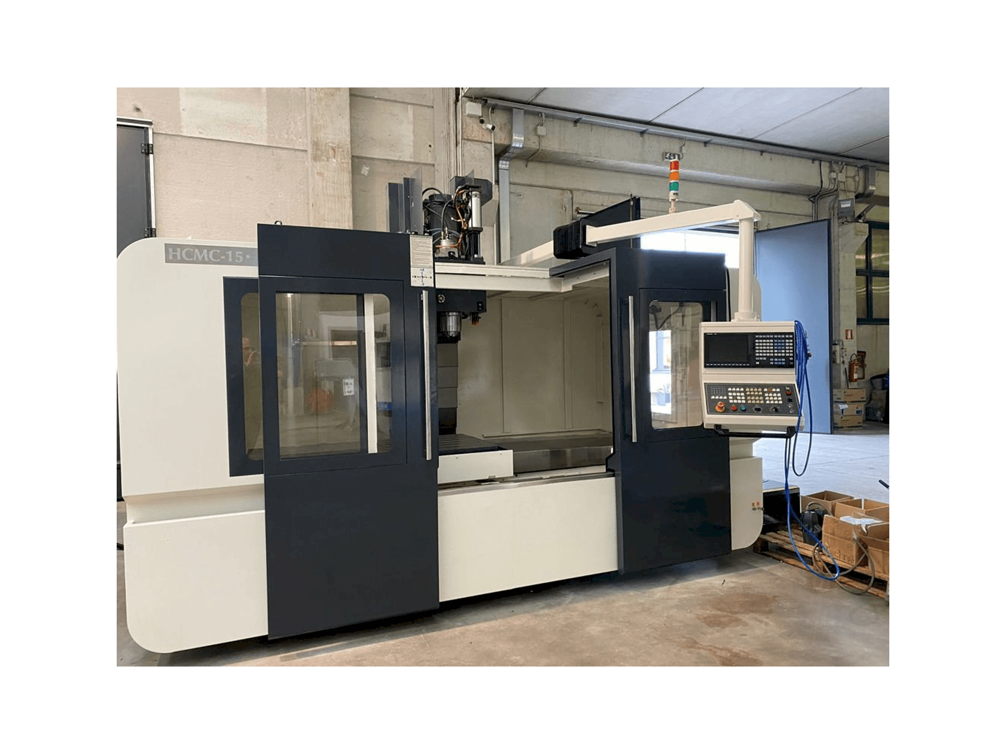 Makine Hartford HCMC-15 - Önden görünüm