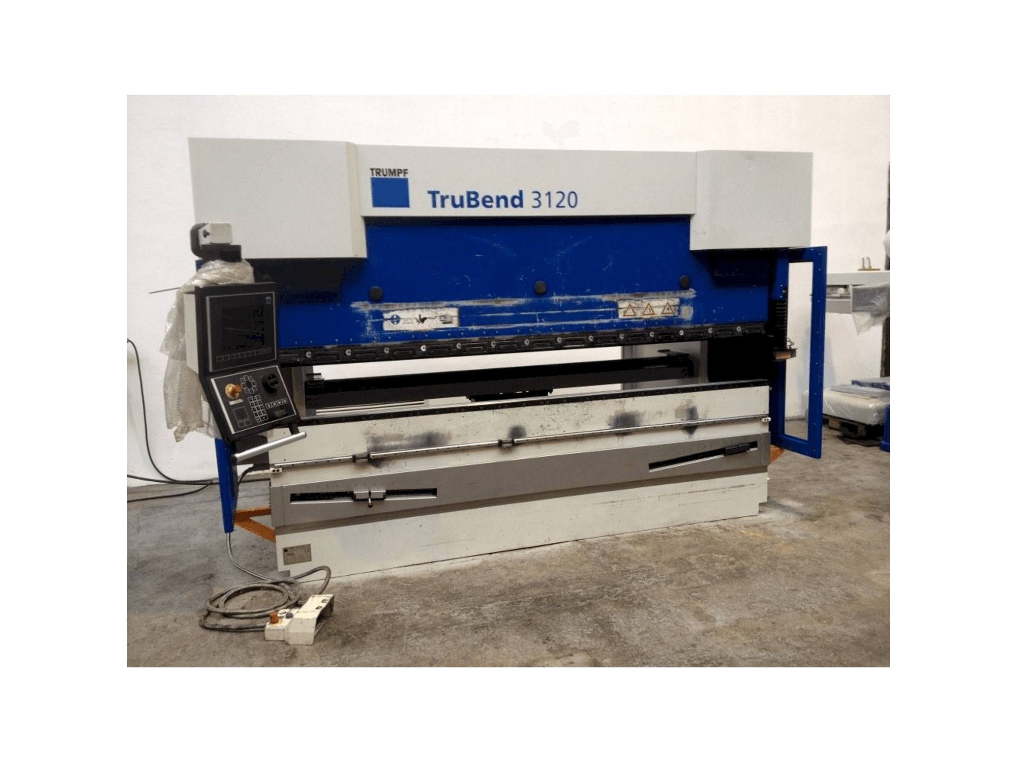 Makine Trumpf TruBend 3120 - Önden görünüm