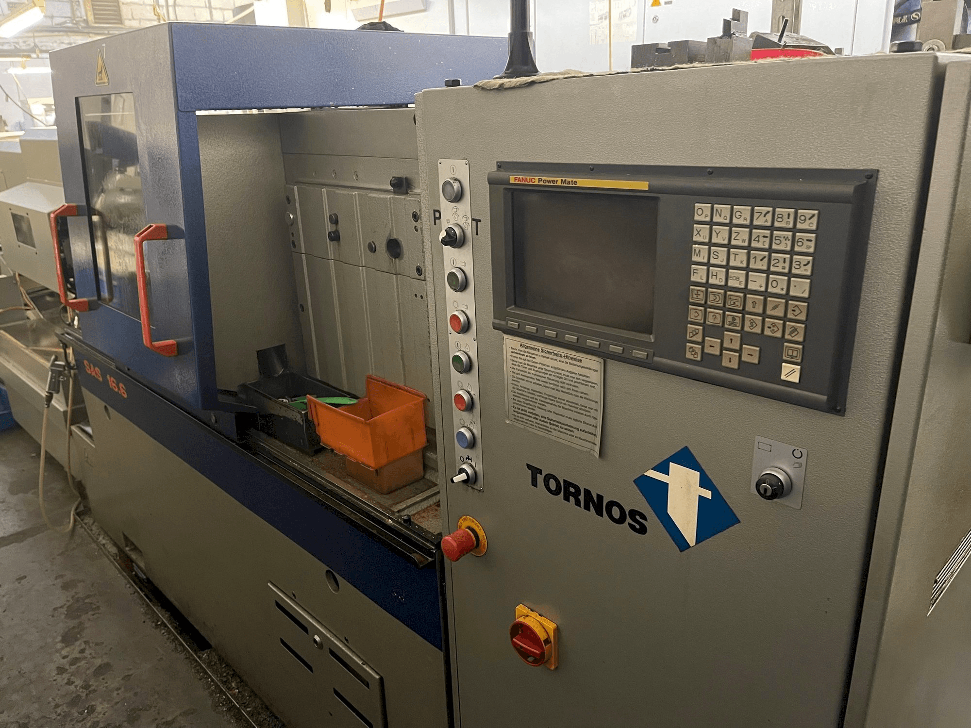 Makine TORNOS SAS 16.6 - Önden görünüm