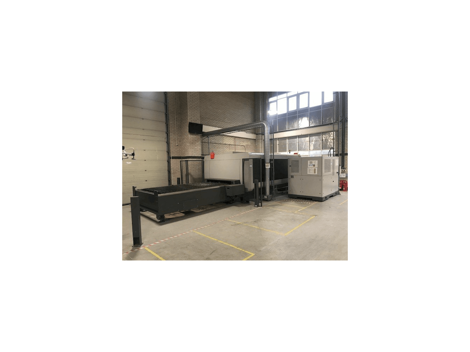 Makine Bystronic BySprint Fiber 3015 - Önden görünüm