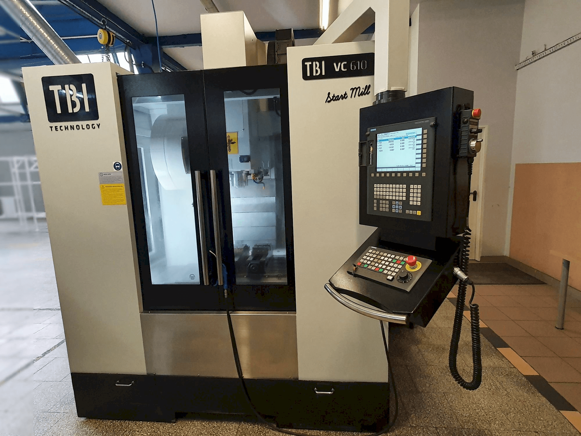 Makine TBI VC610 Start Mill - Önden görünüm