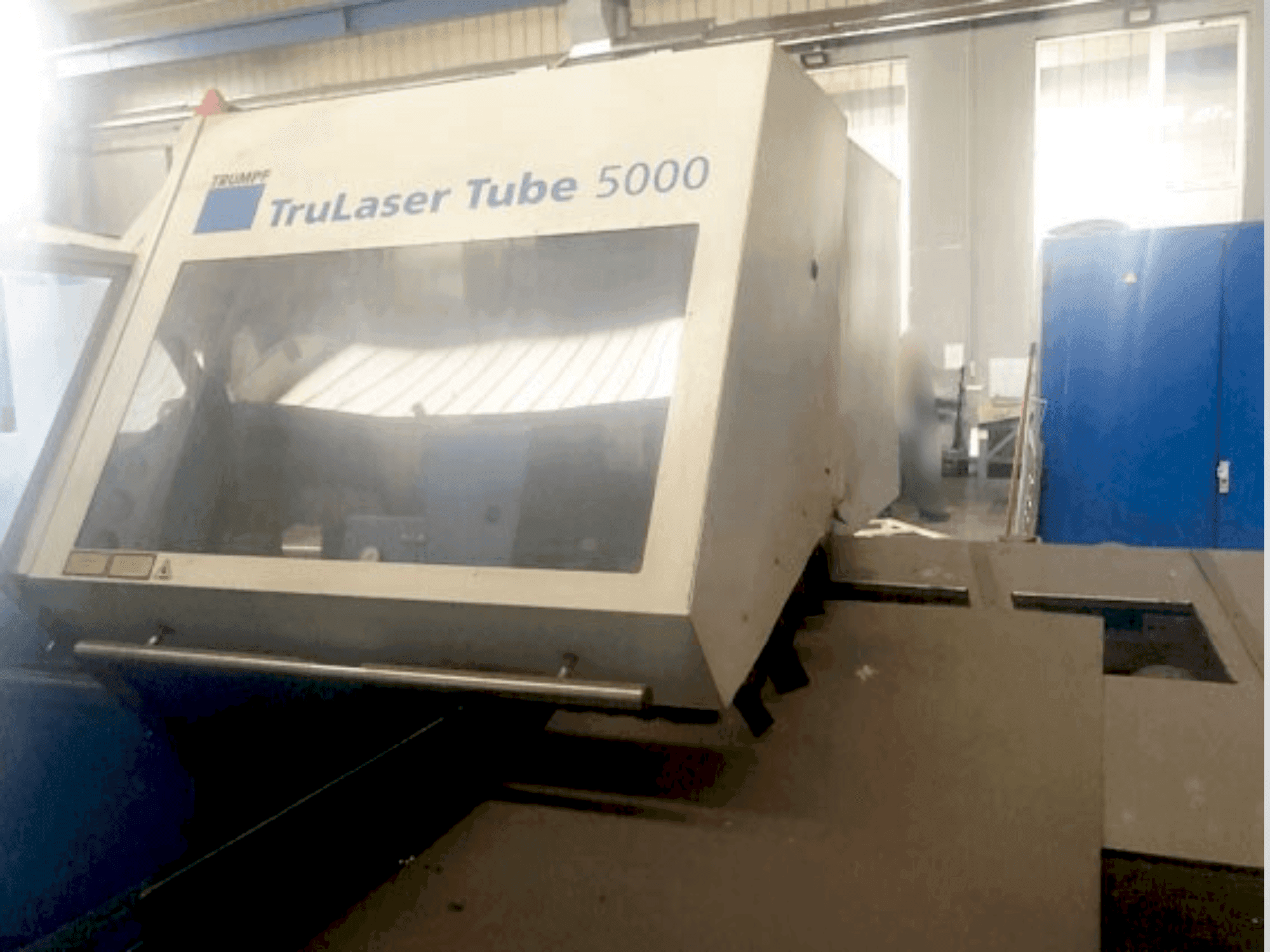 Makine TRUMPF tru laser tube 5000 - Önden görünüm