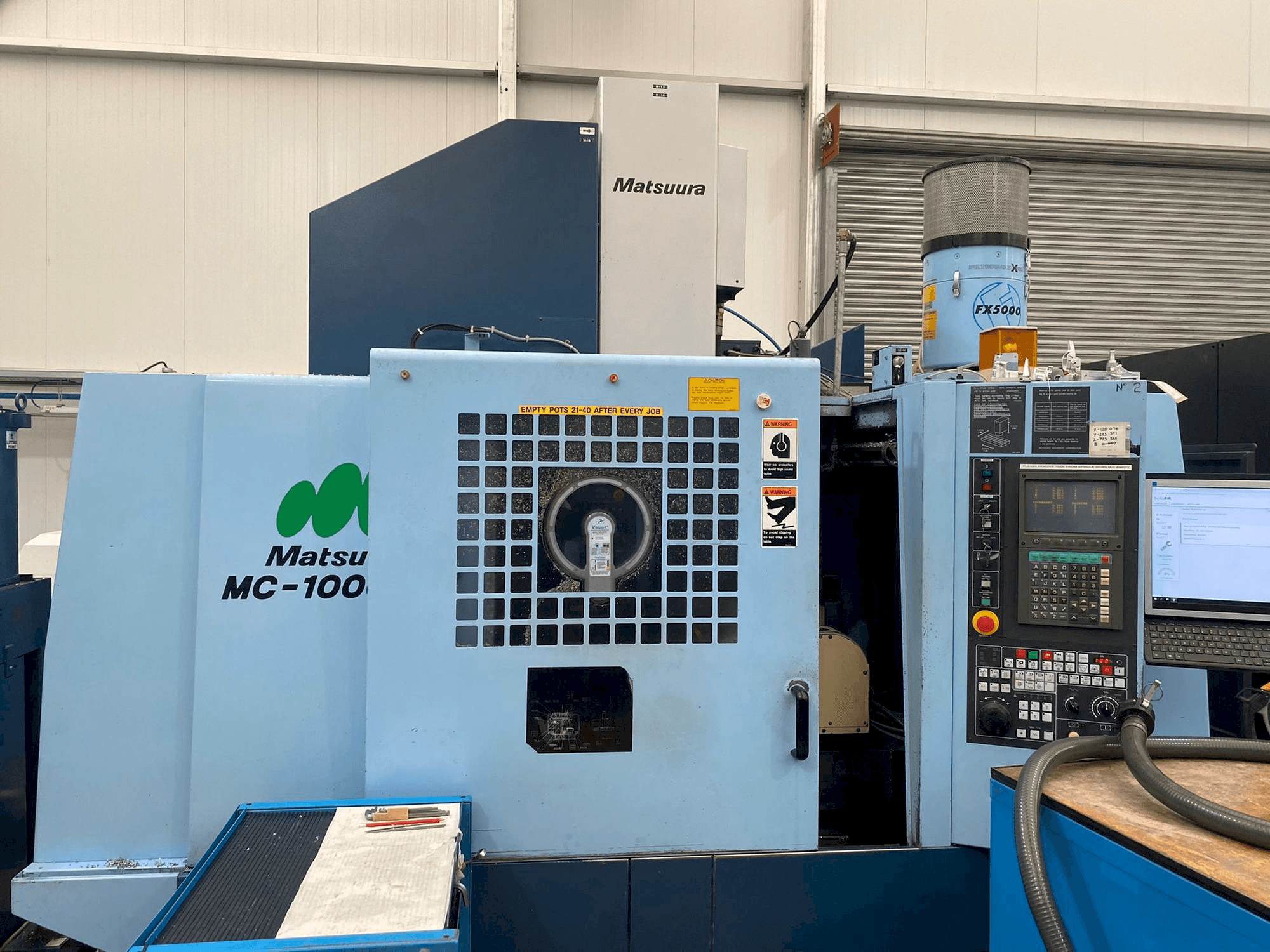 Makine Matsuura MC-1000 VGX - Önden görünüm