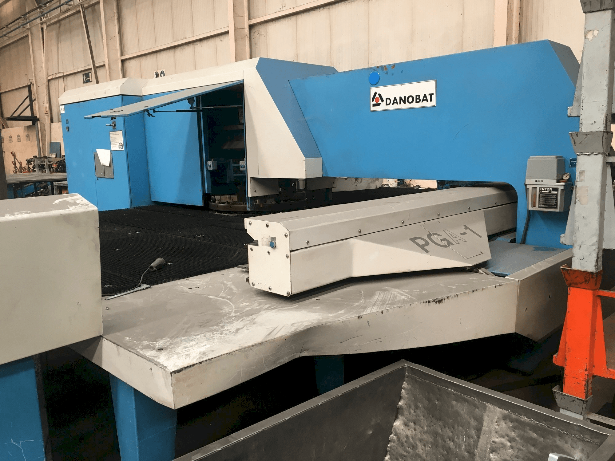 Makine DANOBAT PGA-1 - Önden görünüm