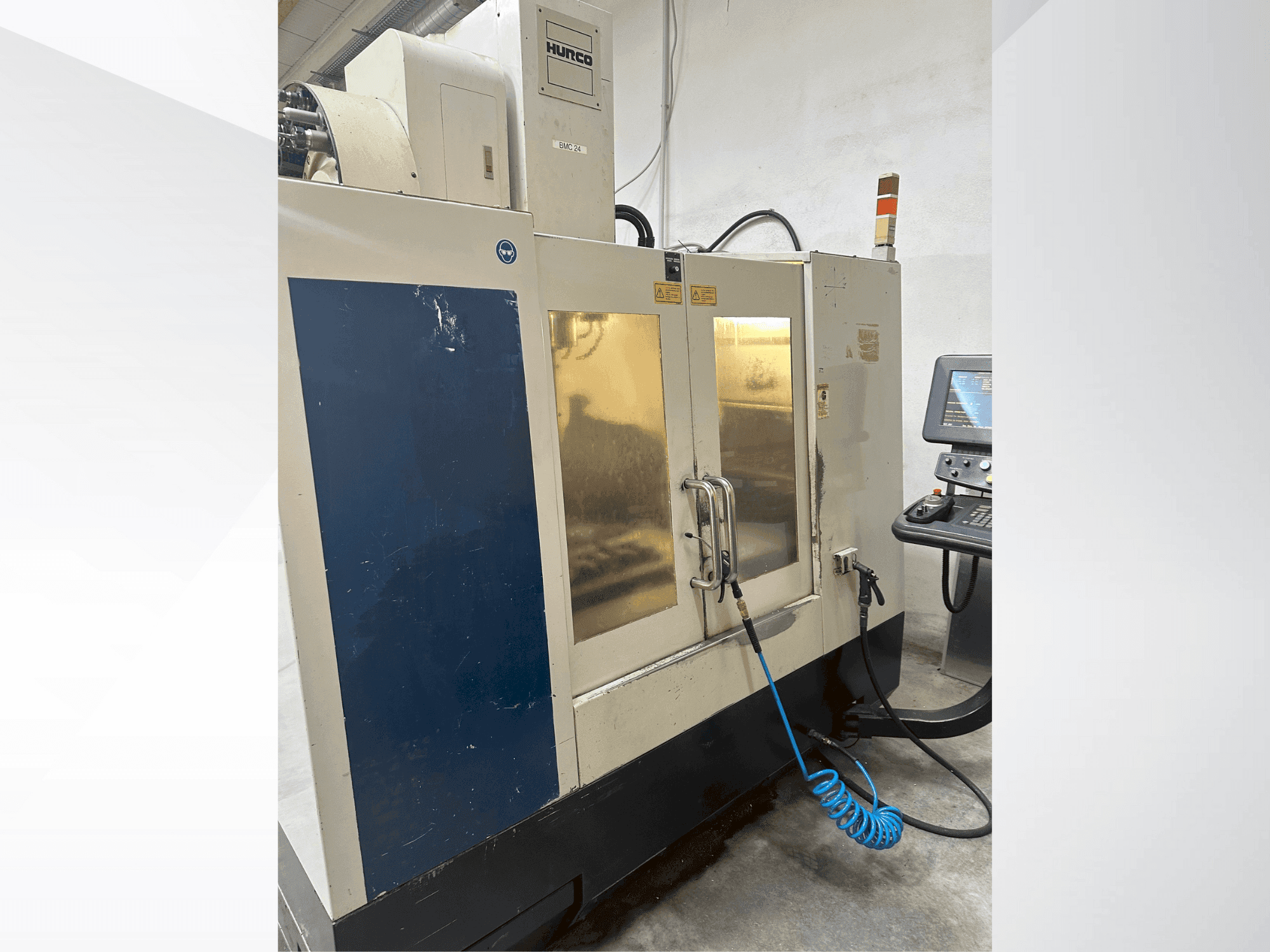 Makine Hurco BMC 2416 - Önden görünüm