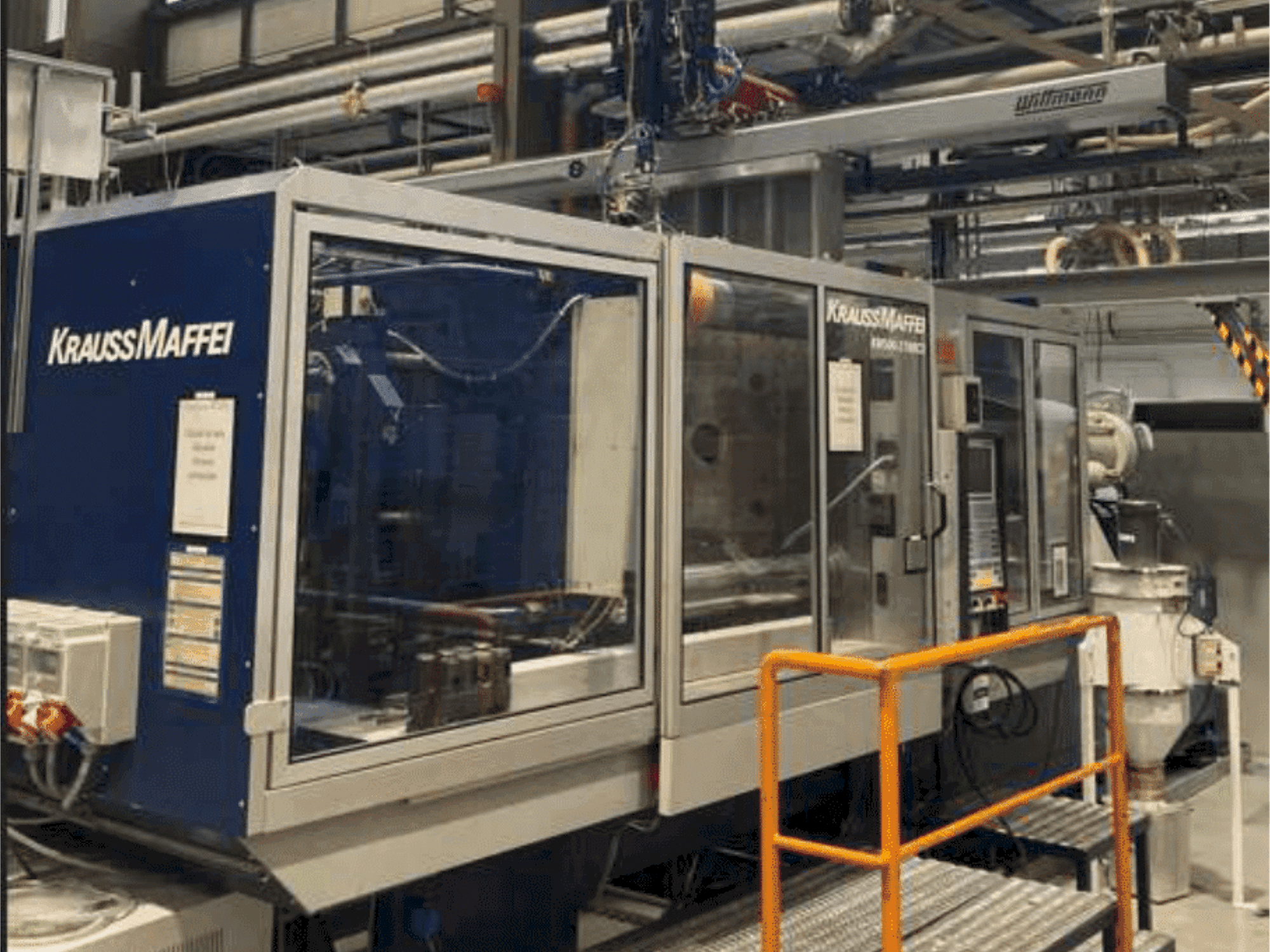 Makine Krauss Maffei KM 500-2700 C2 - Önden görünüm