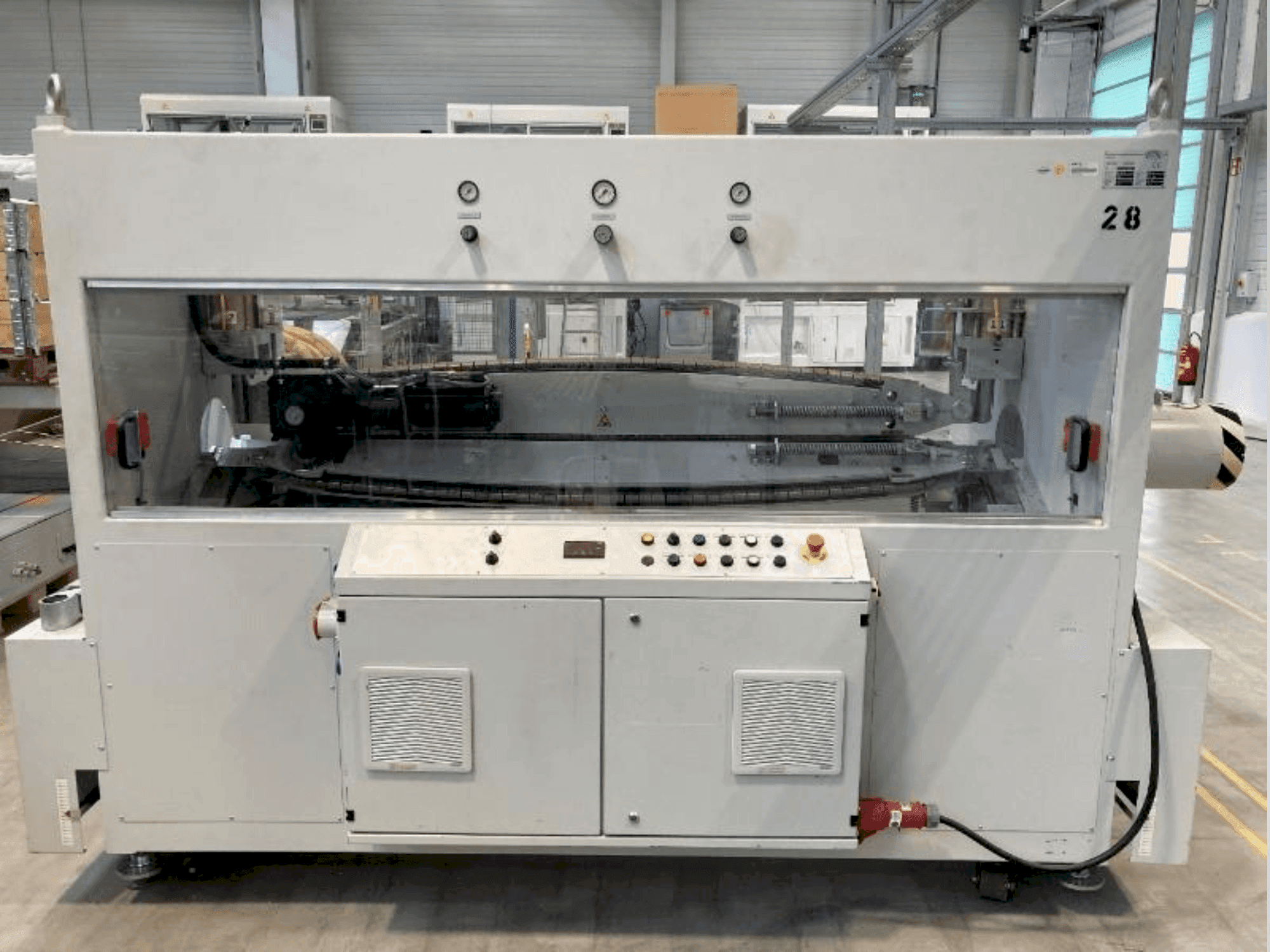 Makine Krauss Maffei KM-RS 500 XS - Önden görünüm