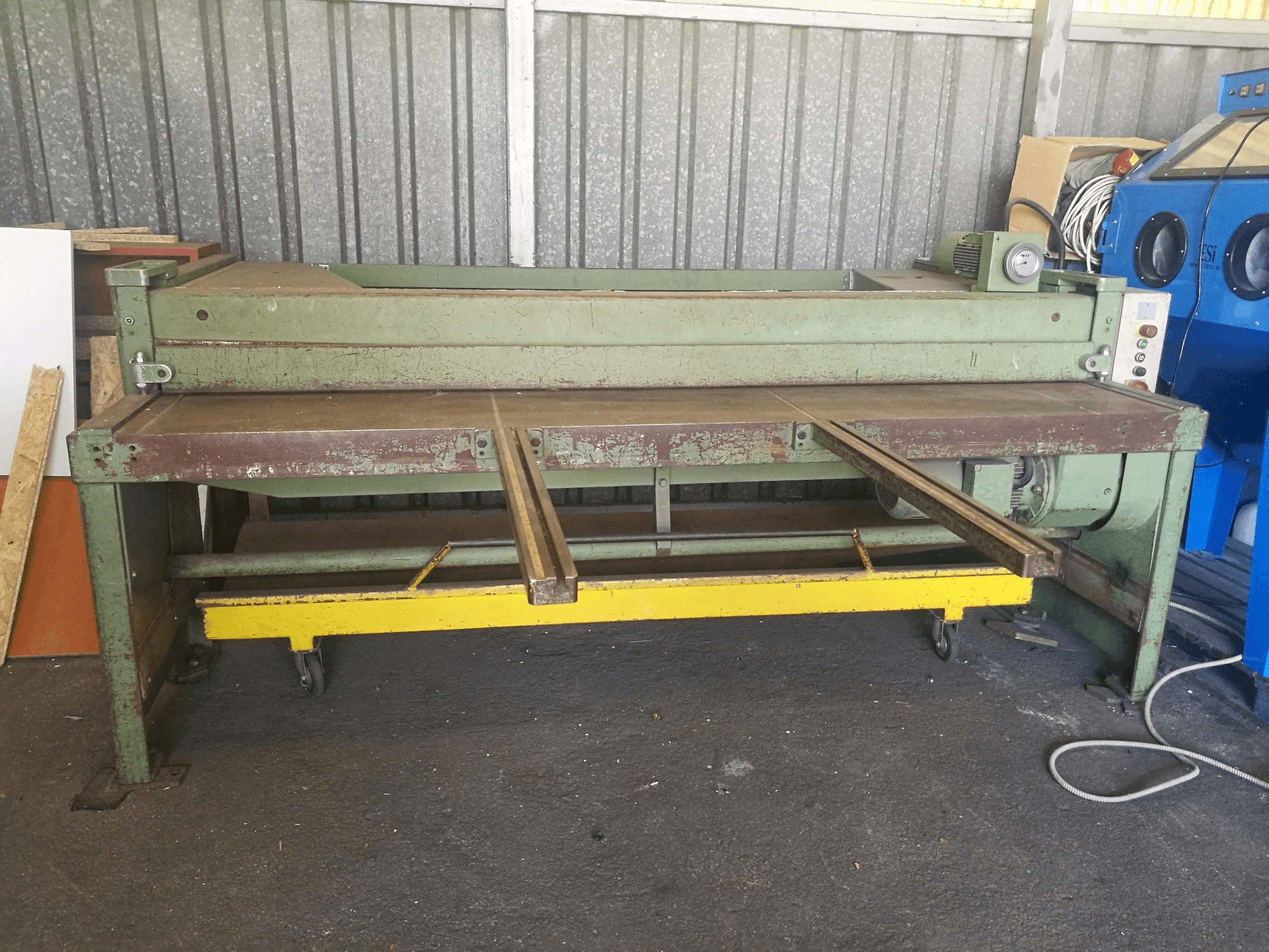 Makine Schechtl SMT 250-MA - Önden görünüm