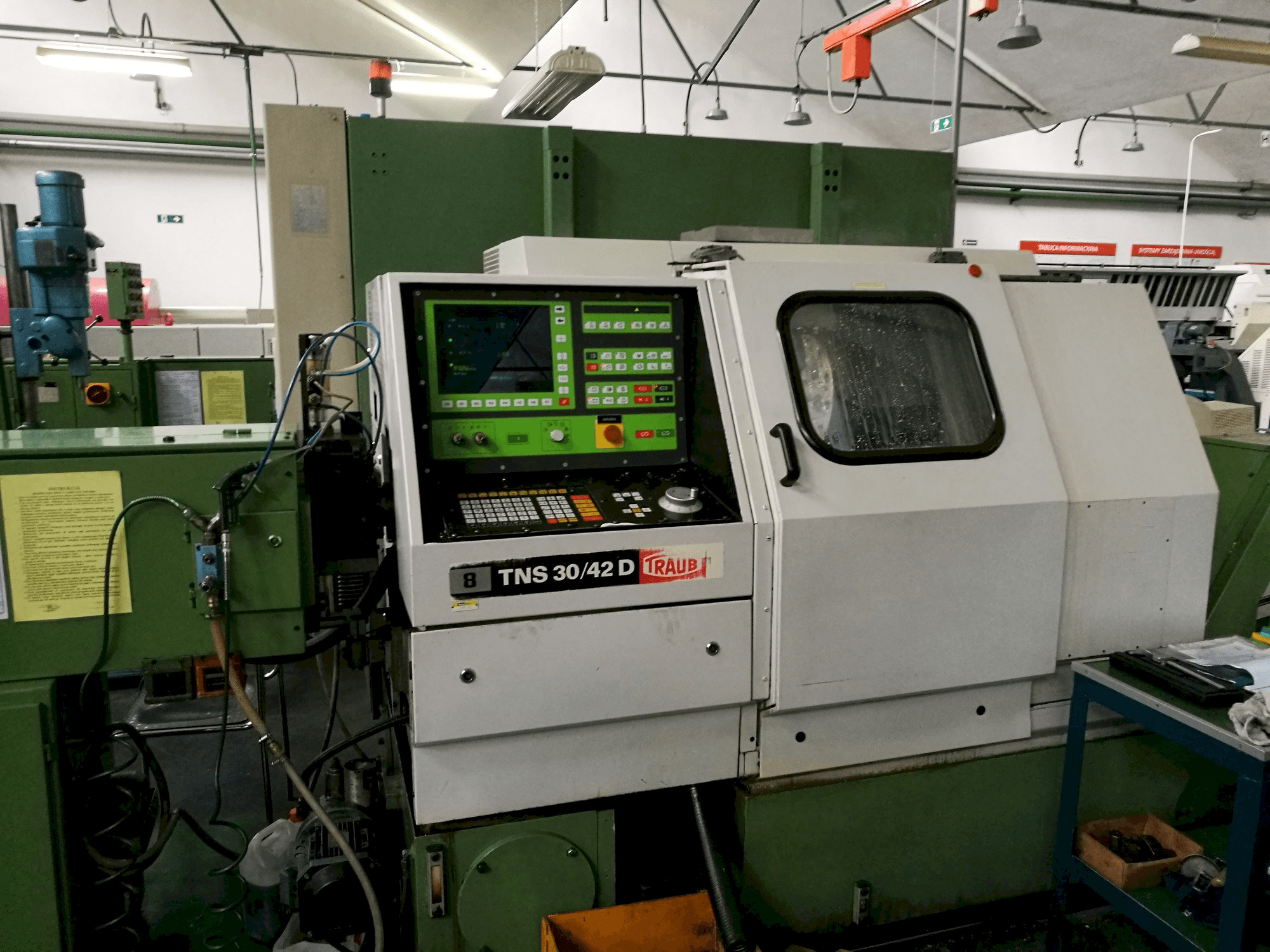 Makine TRAUB TNS 30/42 D - Önden görünüm