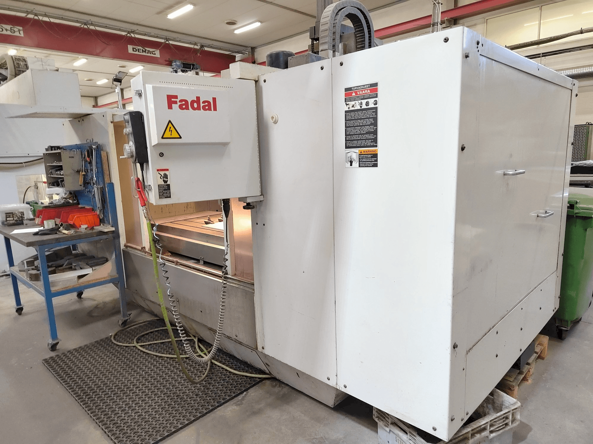 Makine FADAL VMC 6030HT - Önden görünüm