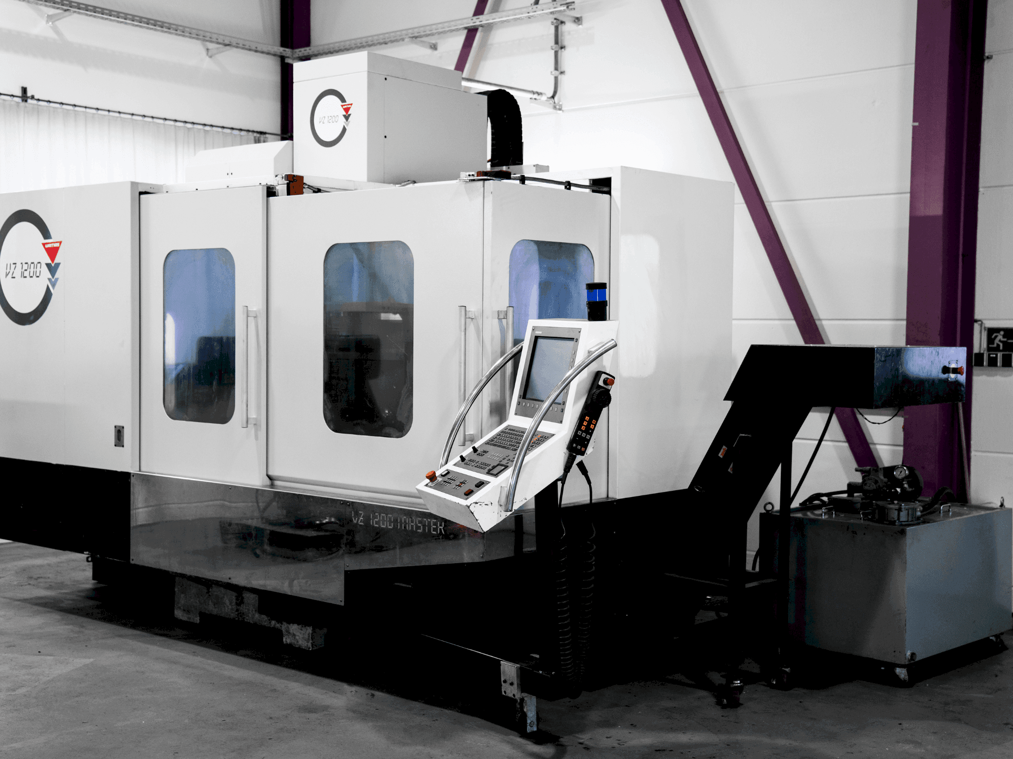 Makine WEMAS VZ 1200 - Önden görünüm