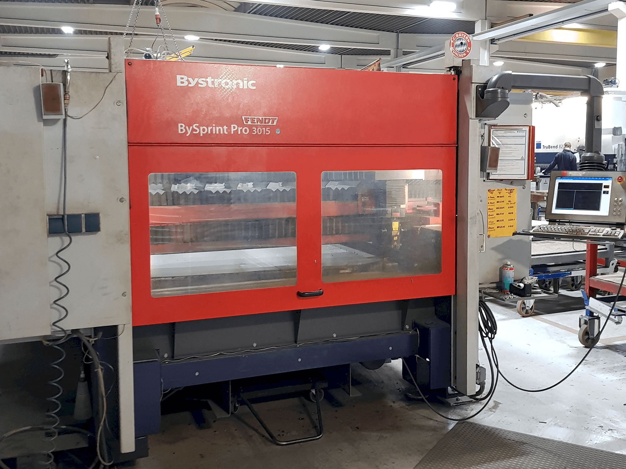 Makine Bystronic - Önden görünüm BySprint Pro 3015