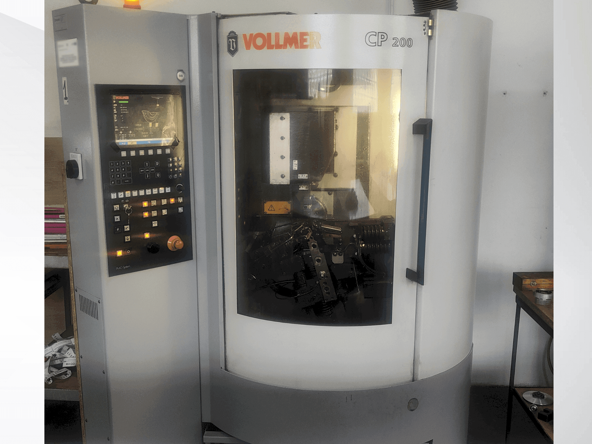 Makine VOLLMER CP 200 - Önden görünüm