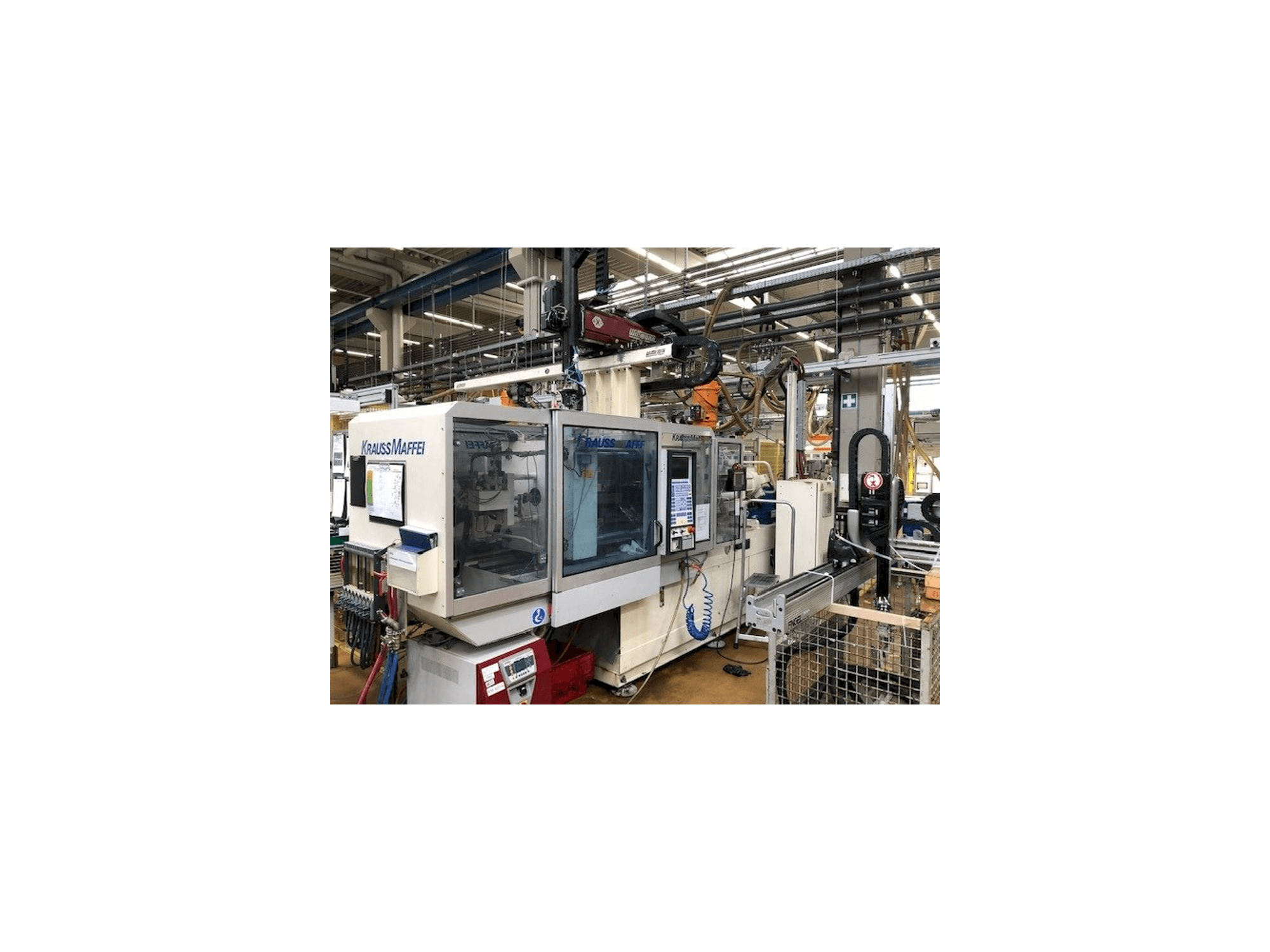 Makine Krauss Maffei 150-700 C2 - Önden görünüm