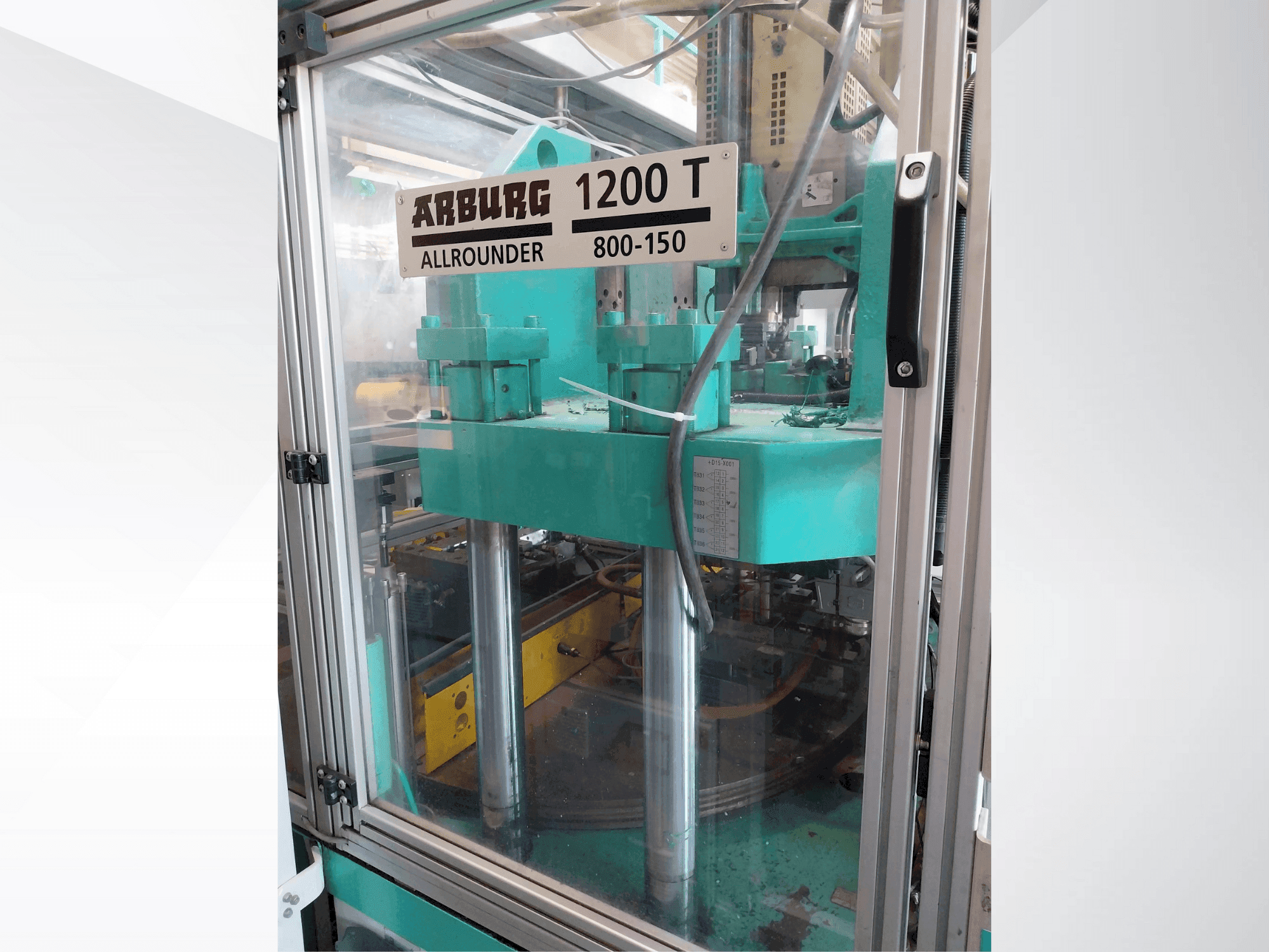 Makine Arburg Allrounder 1200T 800-150 - Önden görünüm