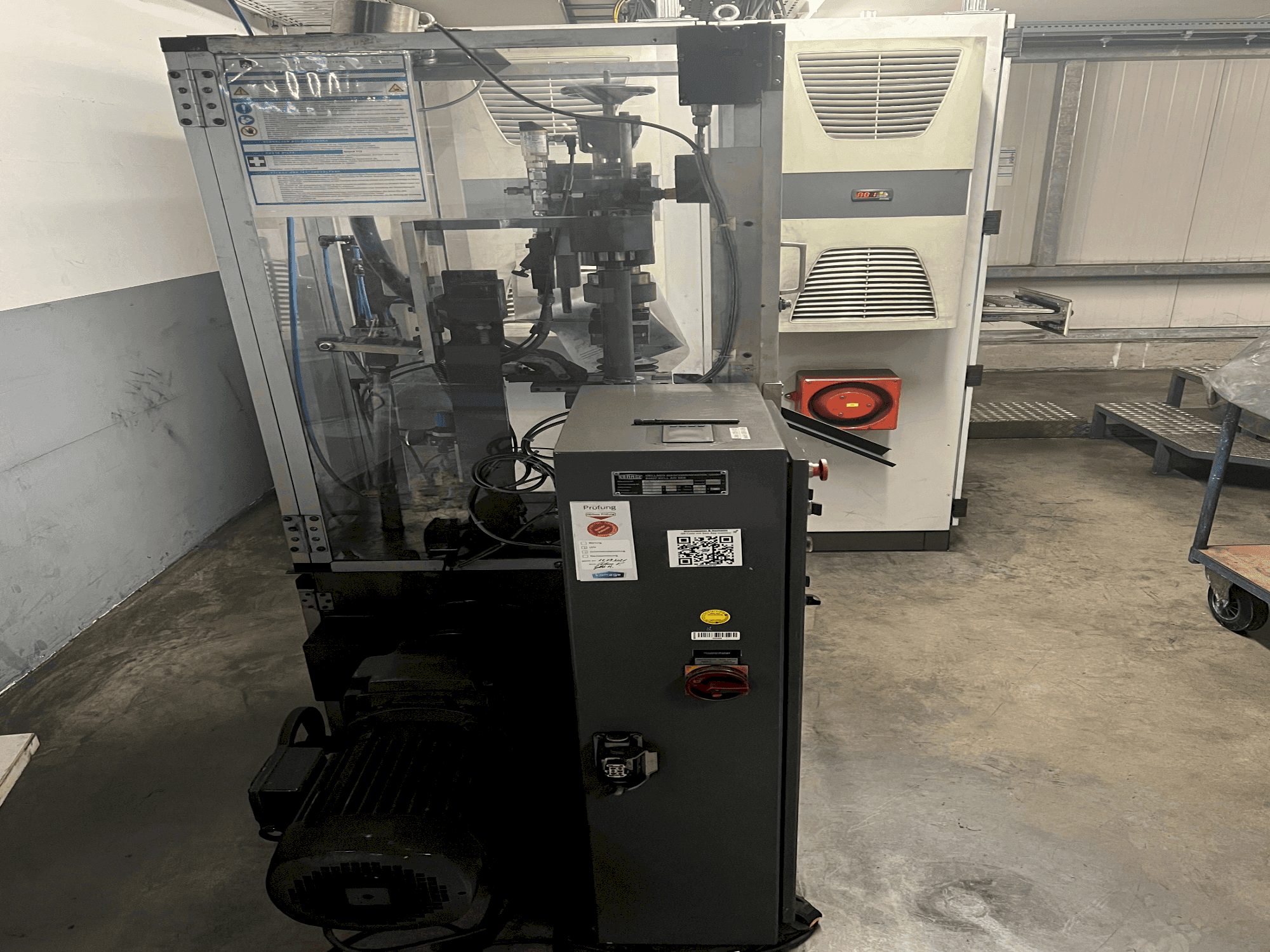 Makine KOMAGE K 6 Mechanical Powder Press - Önden görünüm