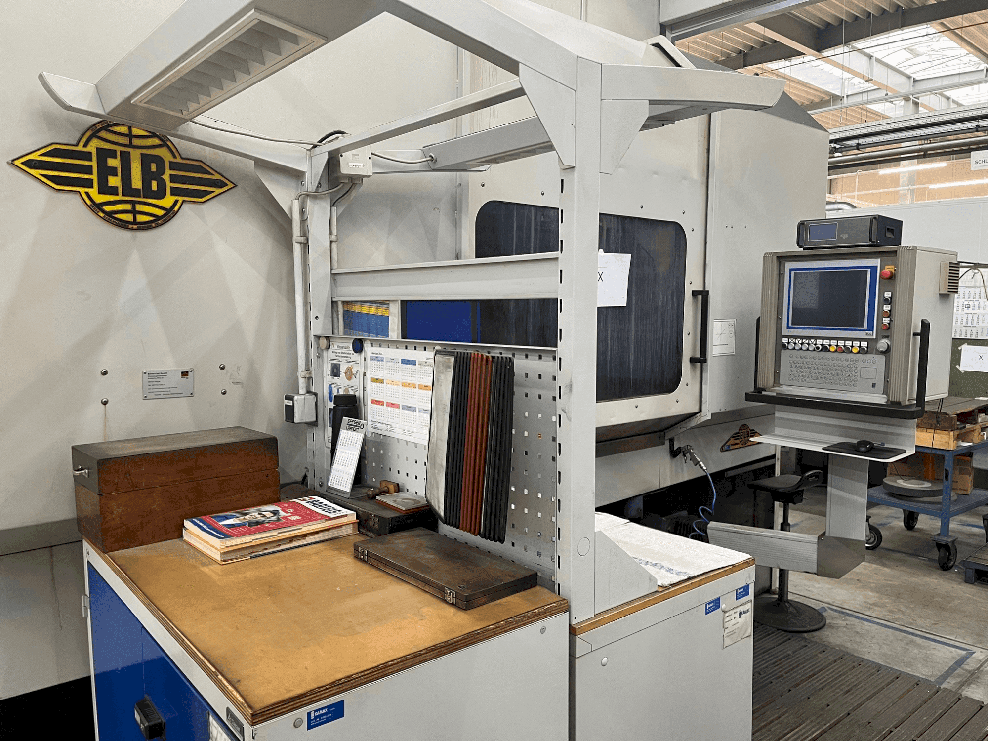 Makine ELB MICROCUT B08 - Önden görünüm