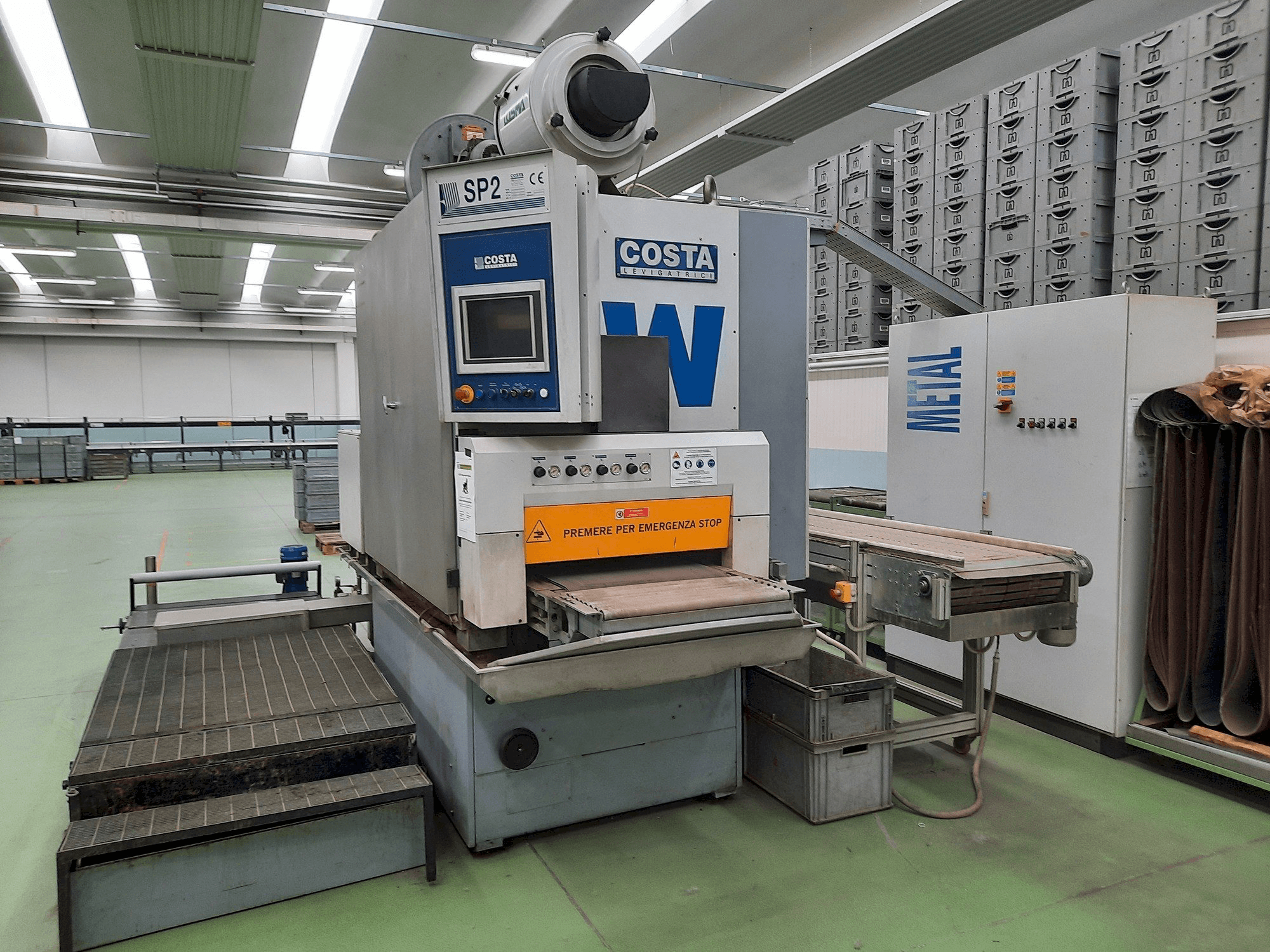 Makine Costa CCCC 600 - Önden görünüm