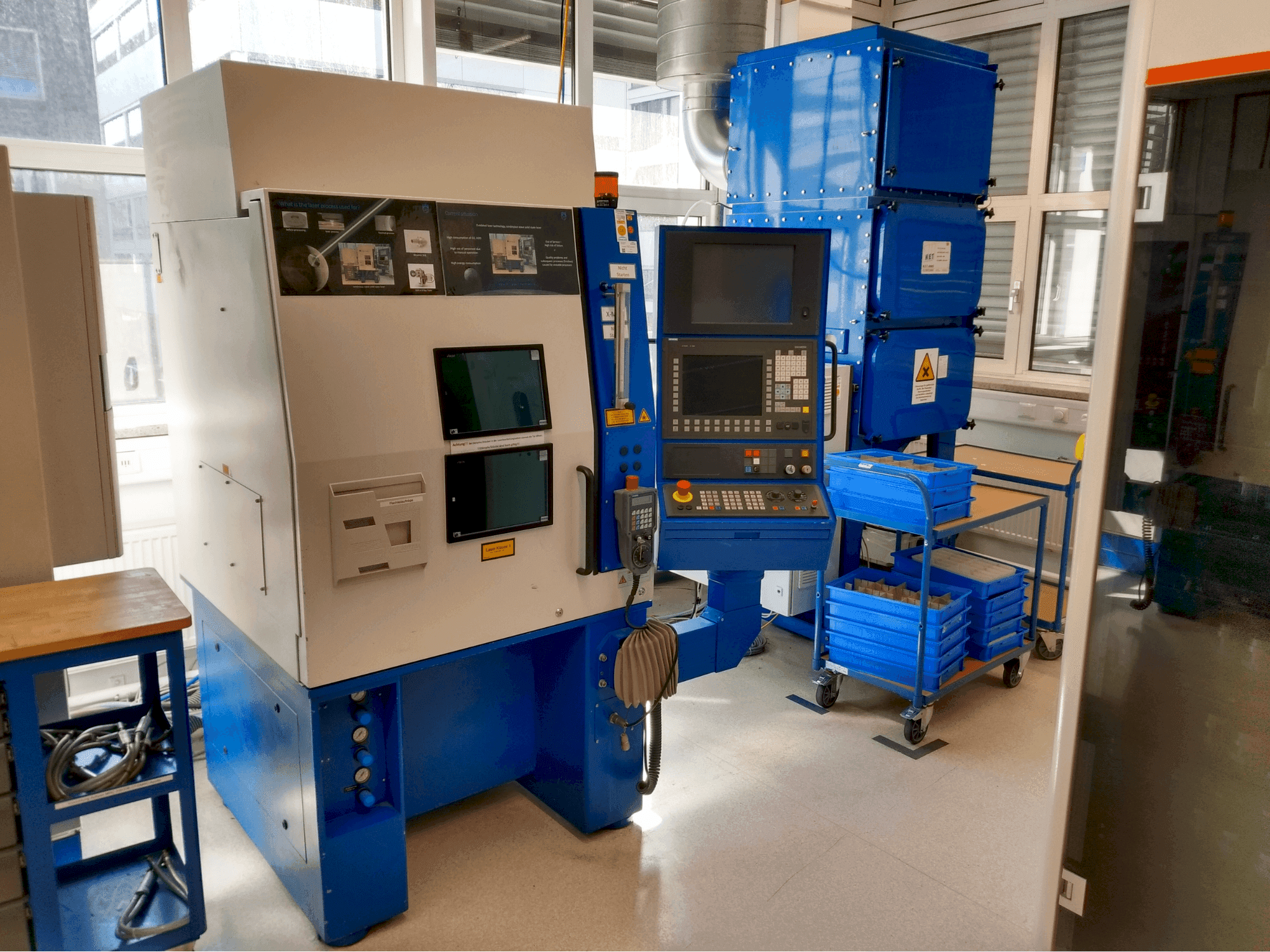 Makine TRUMPF LASMA 443 - Önden görünüm
