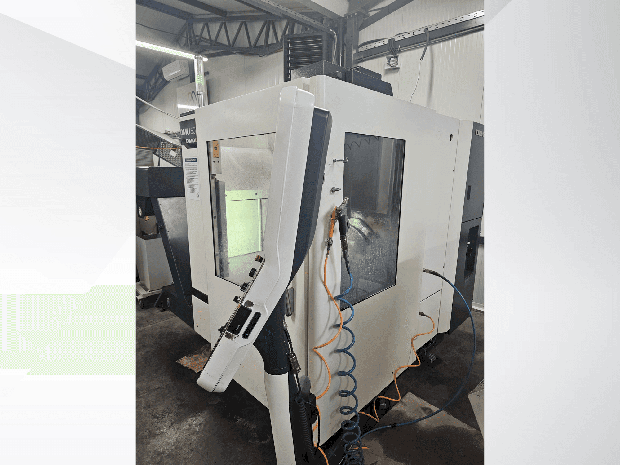 Makine DMG DECKEL MAHO DMU 50 eco - Önden görünüm