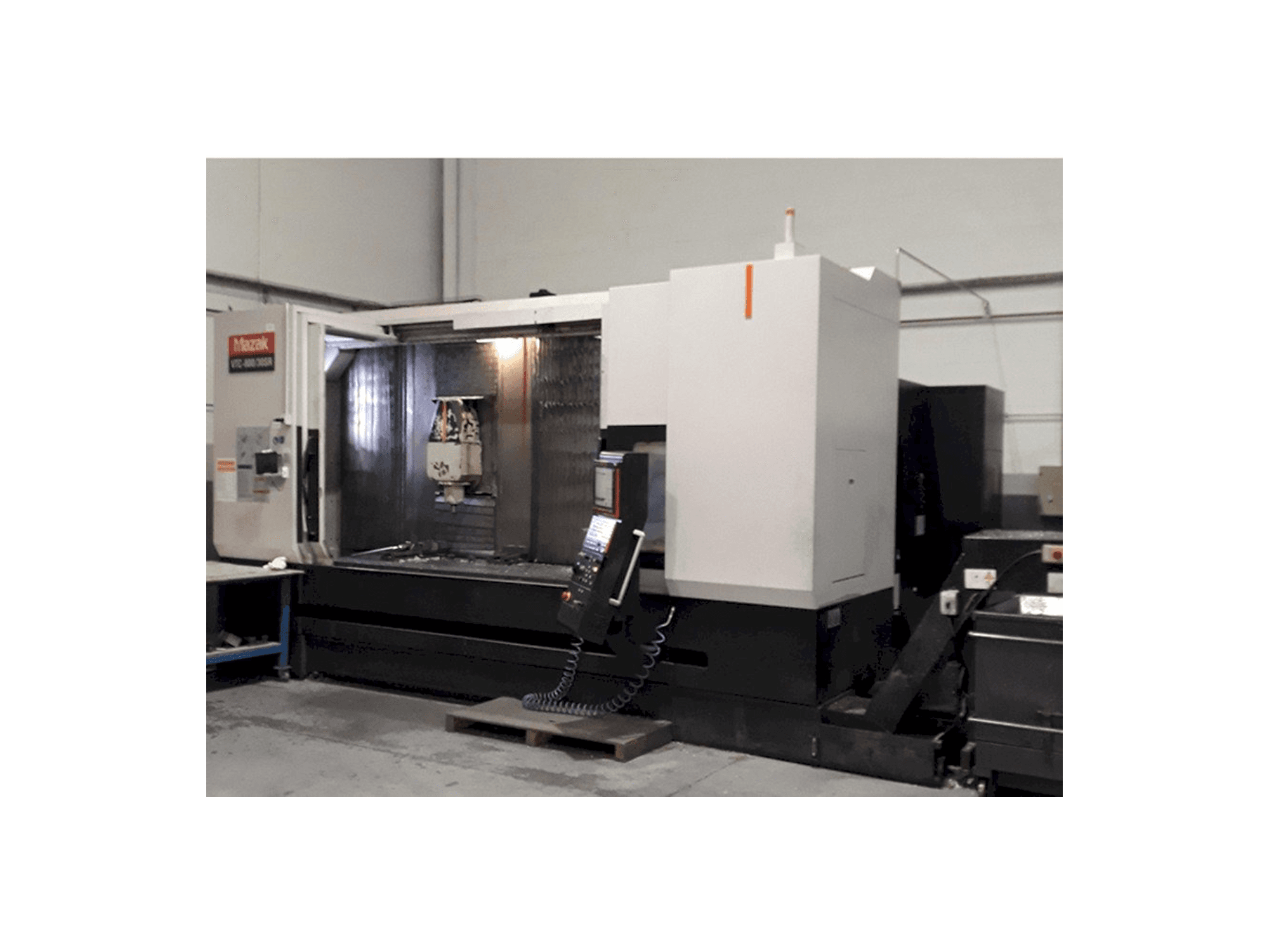 Makine Mazak 800-30 SR - Önden görünüm