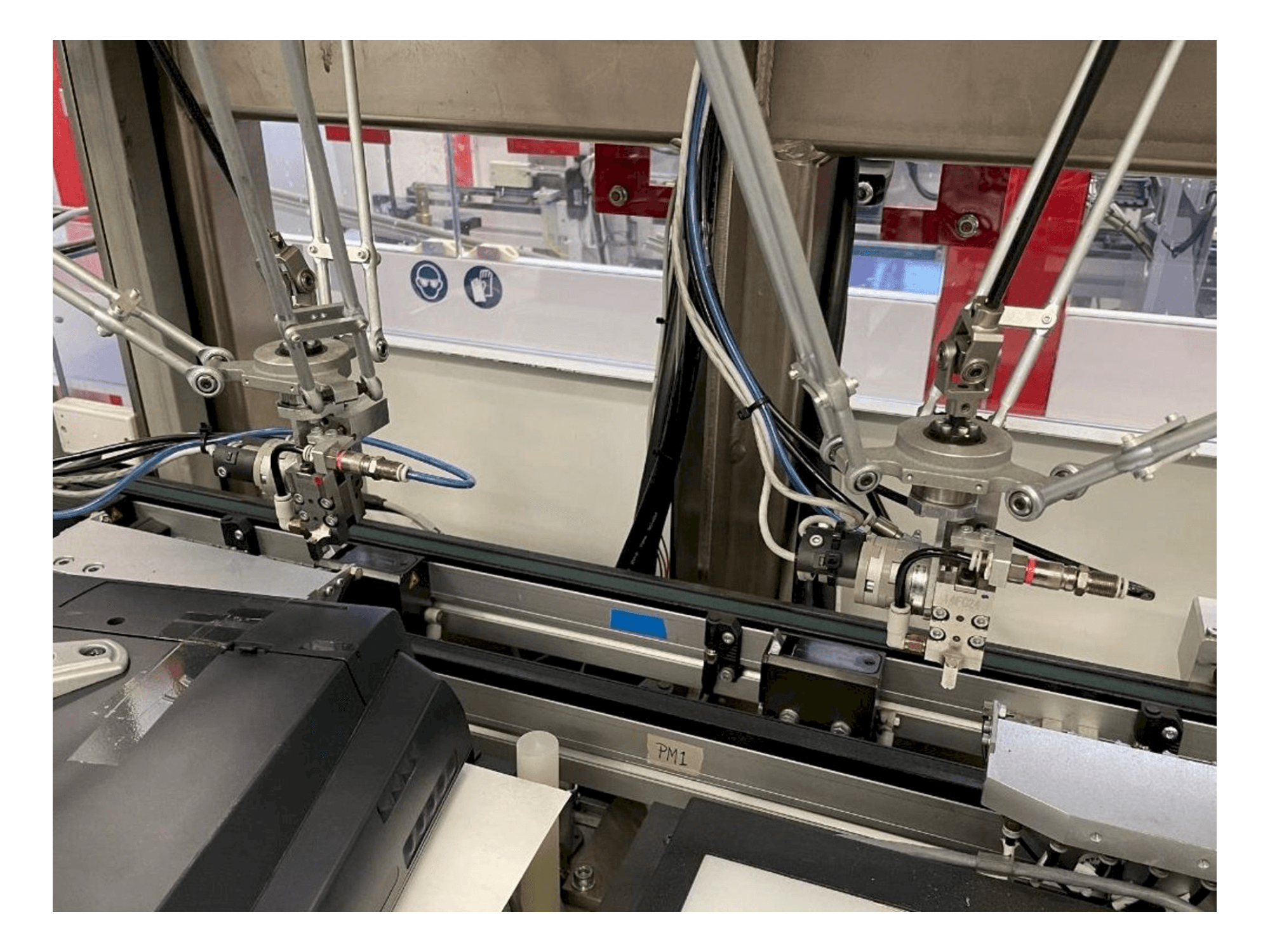 Makine IMS Tattoo Assembly Line - Önden görünüm