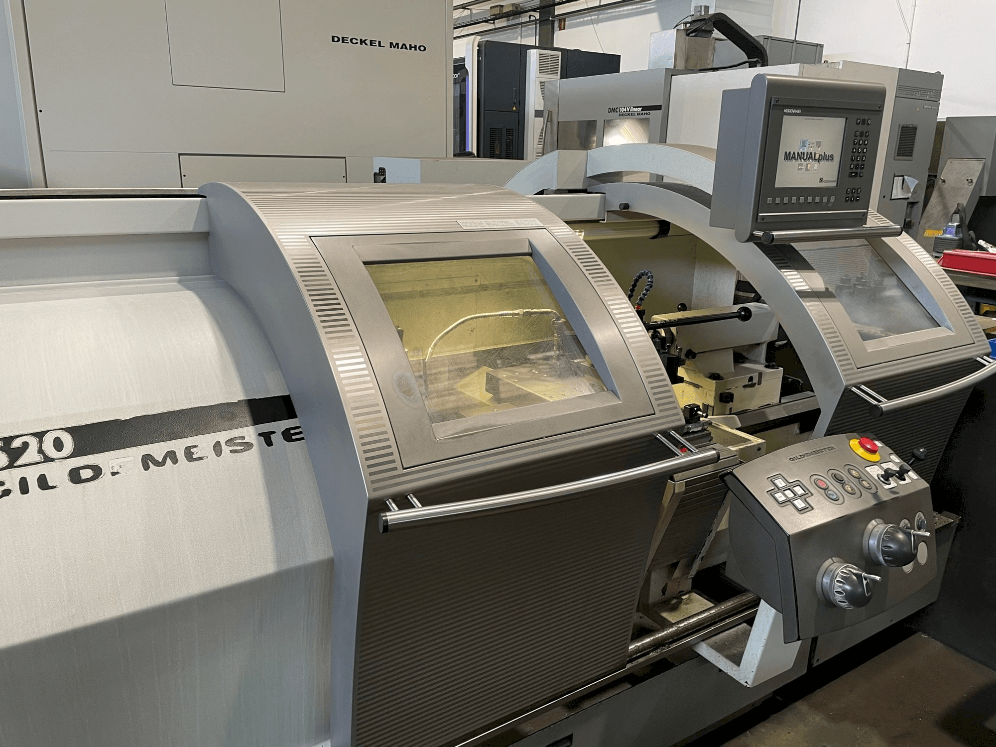 Makine Gildemeister NEF 520 - Önden görünüm