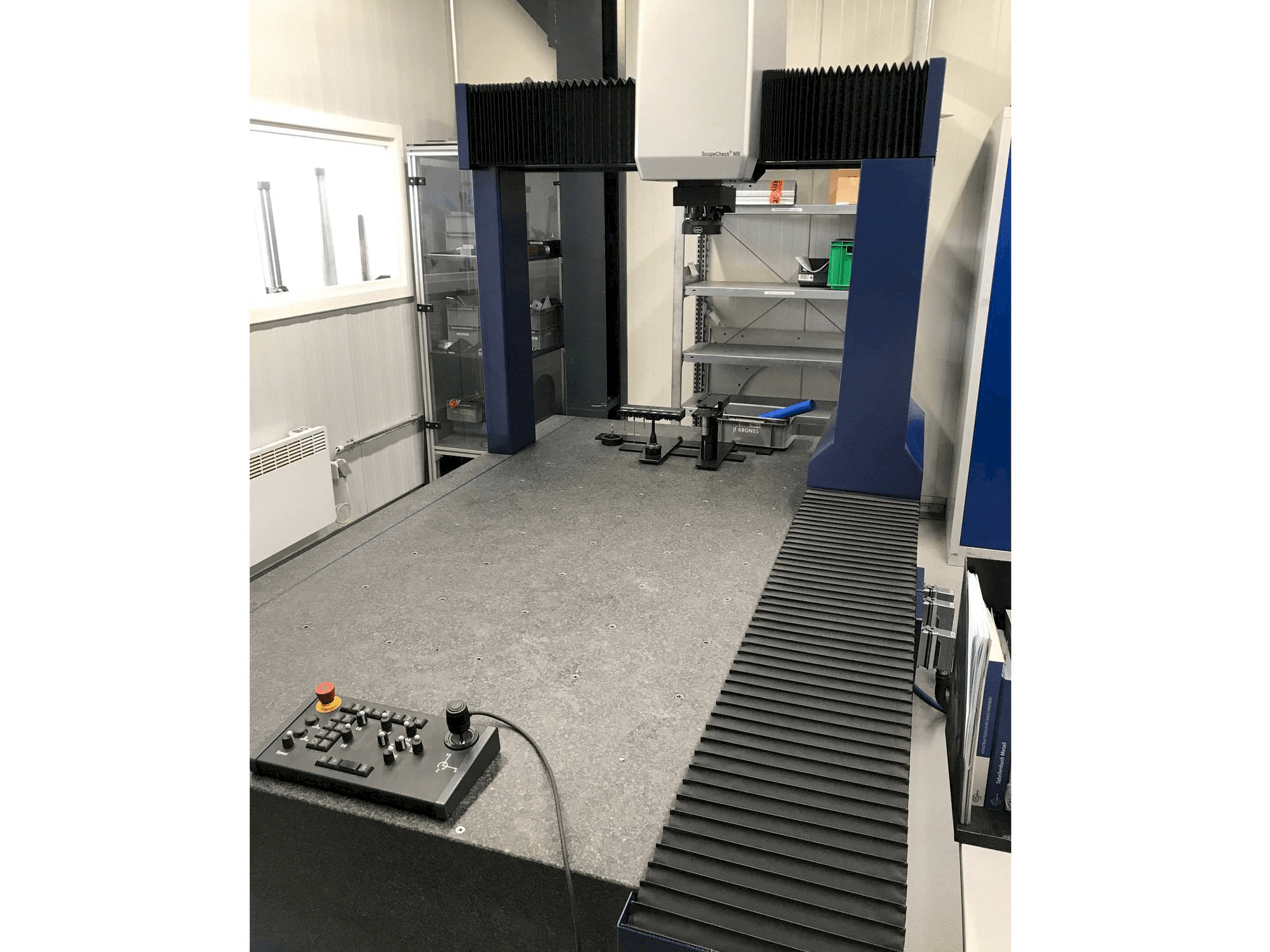 Makine Werth ScopeCheck MB/Z 800/1500/700 3D CNC - Önden görünüm
