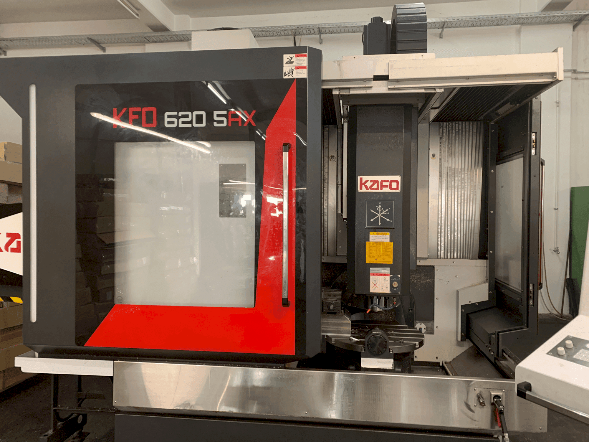 Makine KAFO KFO 620 5AX - Önden görünüm