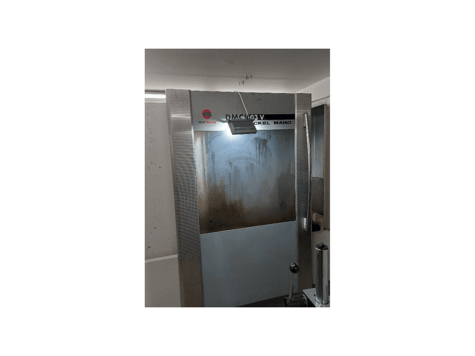 Makine DMG DMC 103 V - Önden görünüm