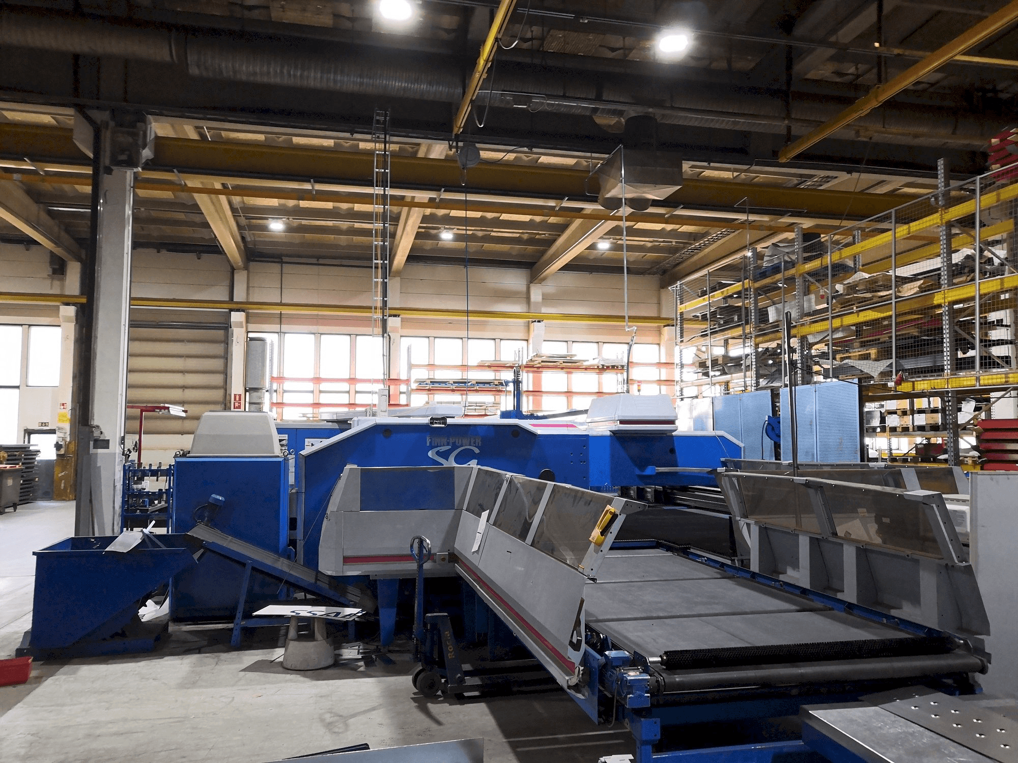 Makine Finn-Power SG6 - Önden görünüm