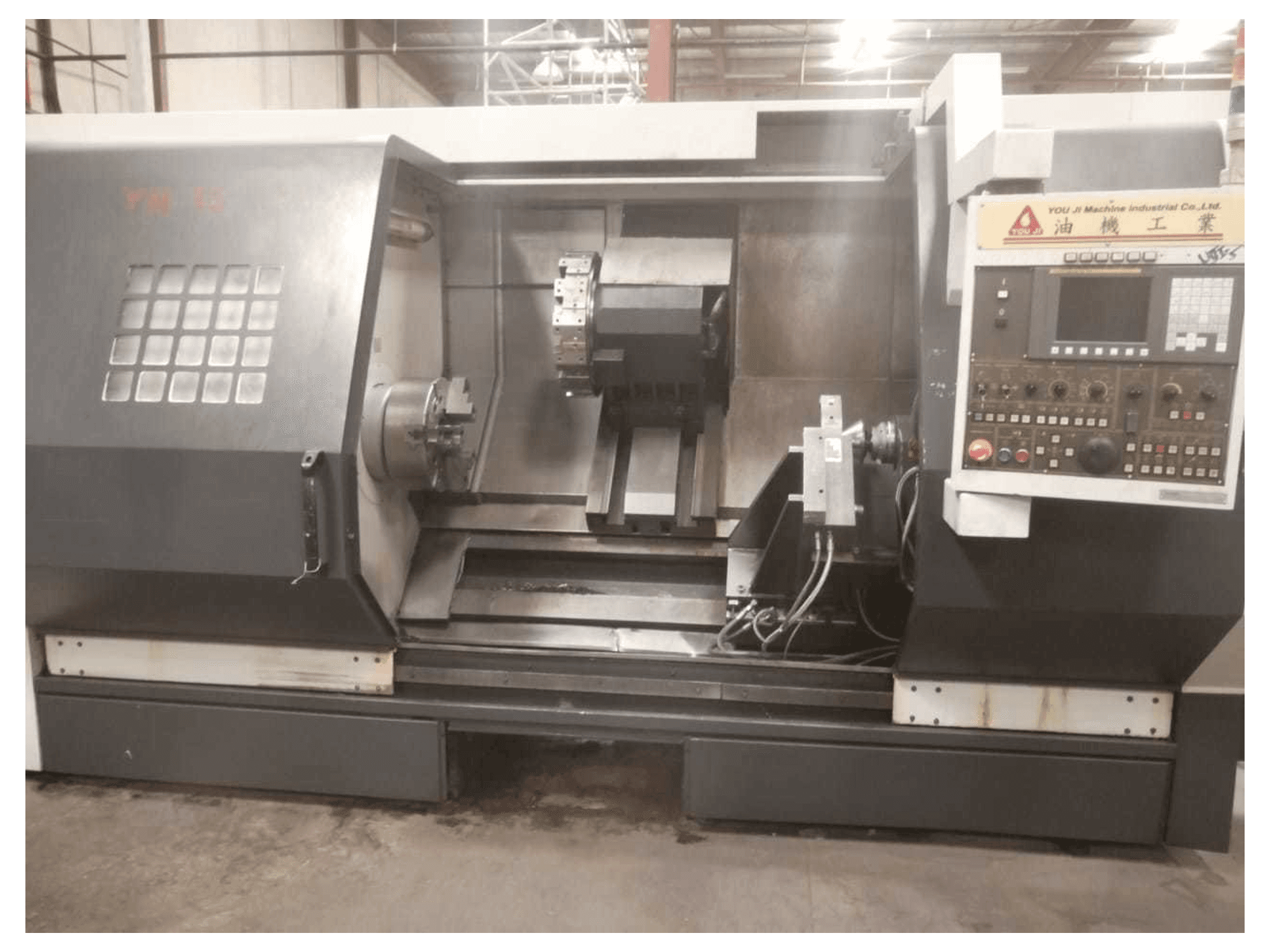 Makine YOU JI YH-36/135 - Önden görünüm