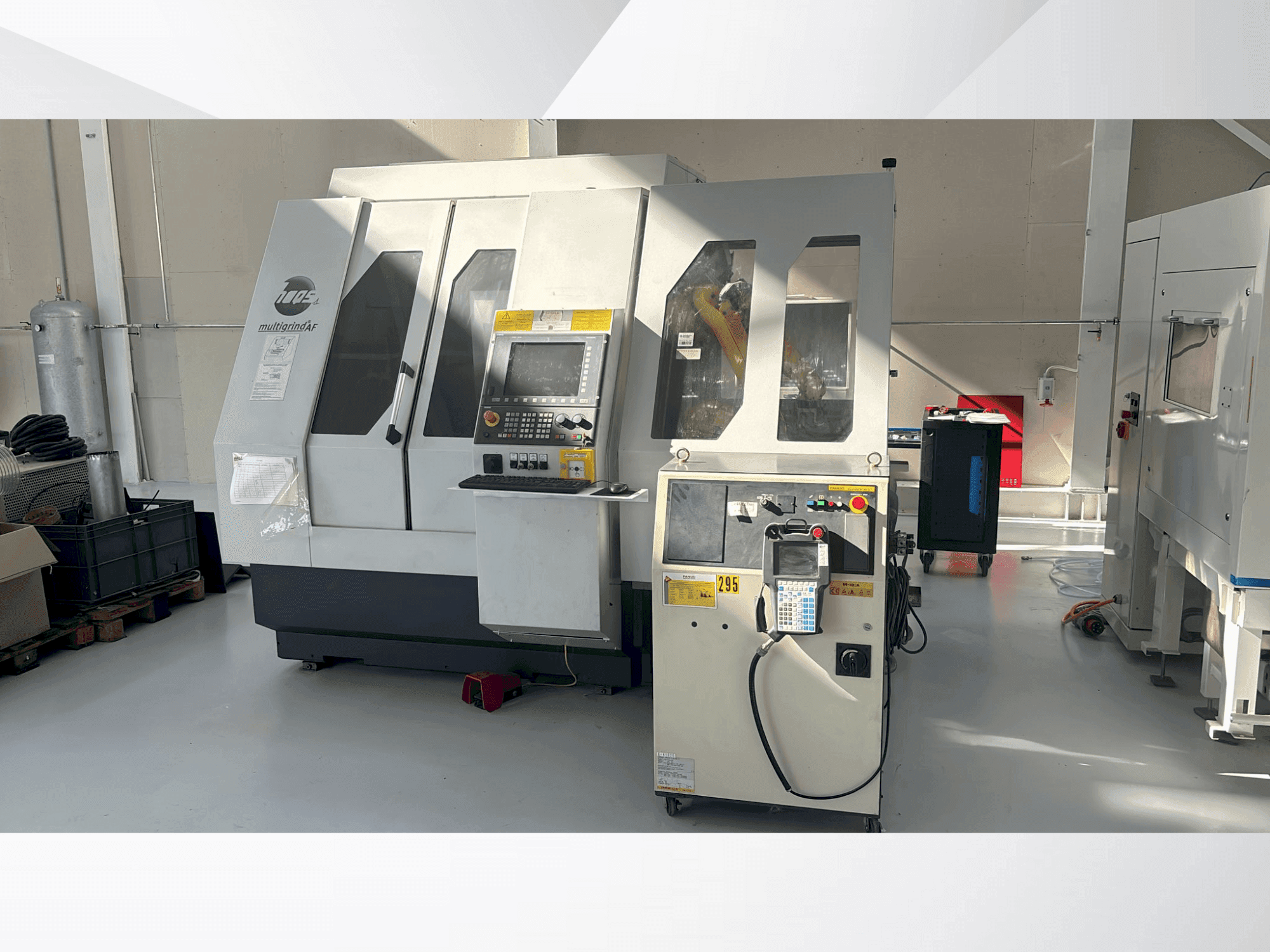 Makine HAAS Multigrind AF/SL - Önden görünüm