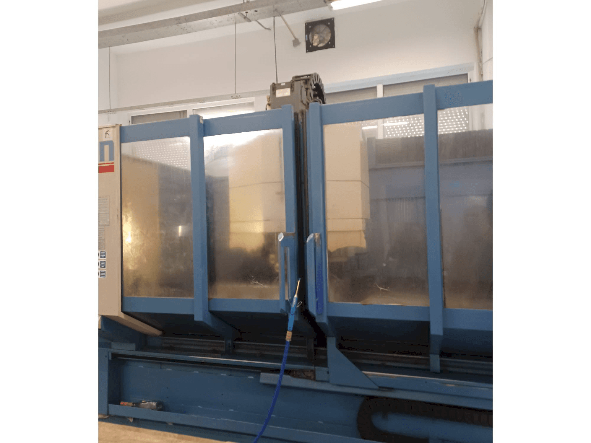 Makine CHIRON FZ 18 L - Önden görünüm