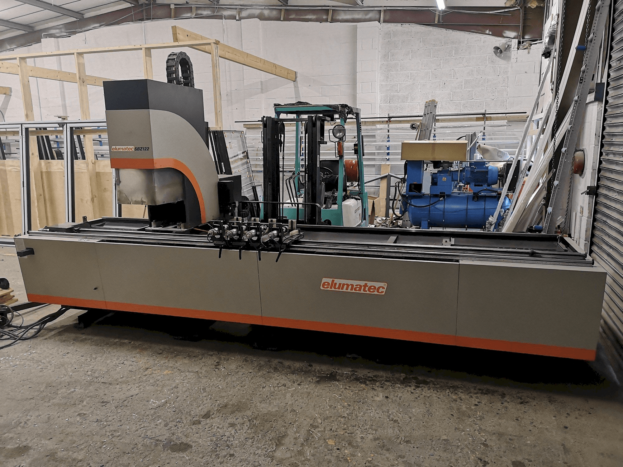 Makine Elumatec SBZ 122/20 - Önden görünüm
