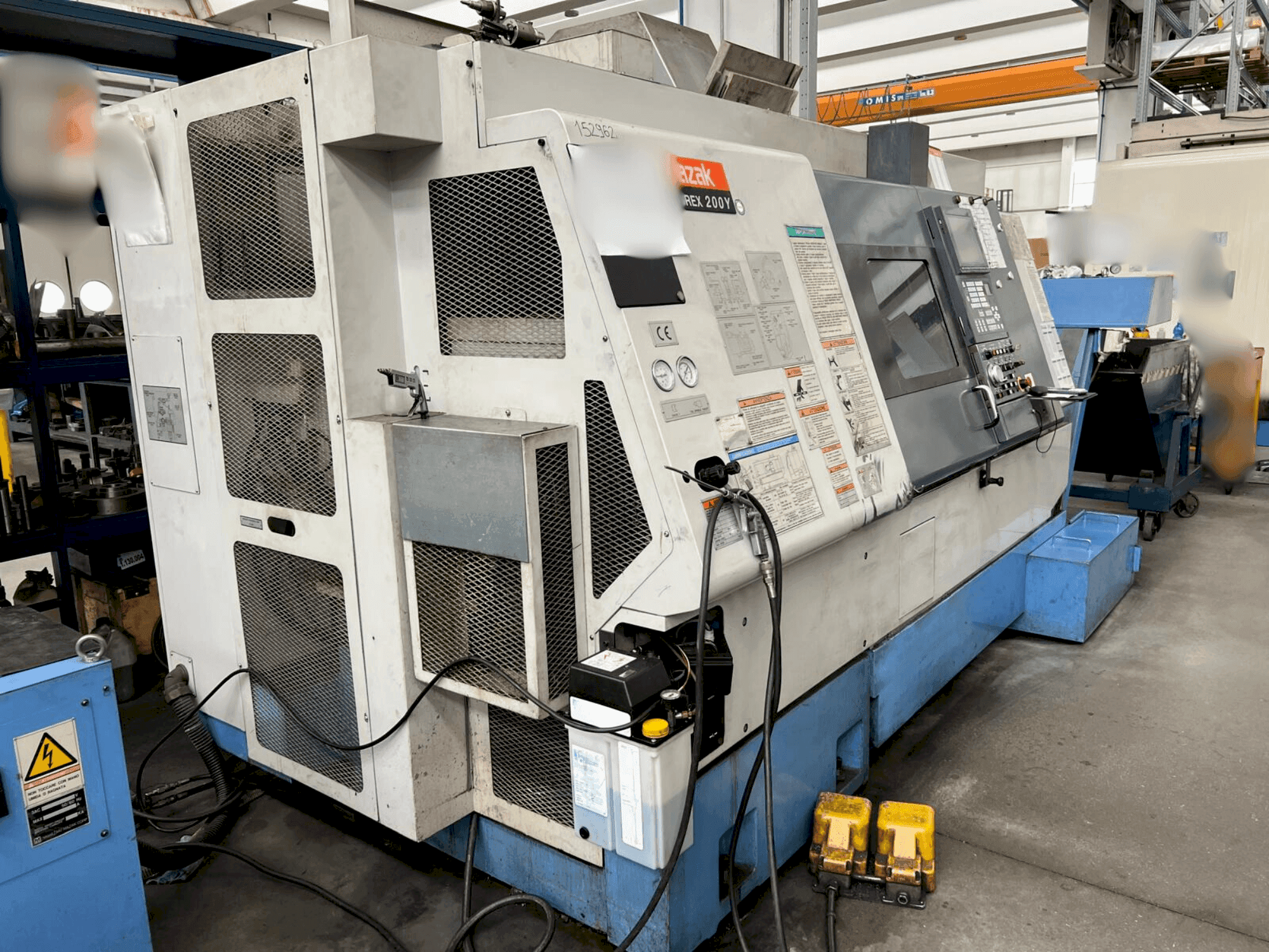 Makine Mazak INTEGREX 200Y - Önden görünüm