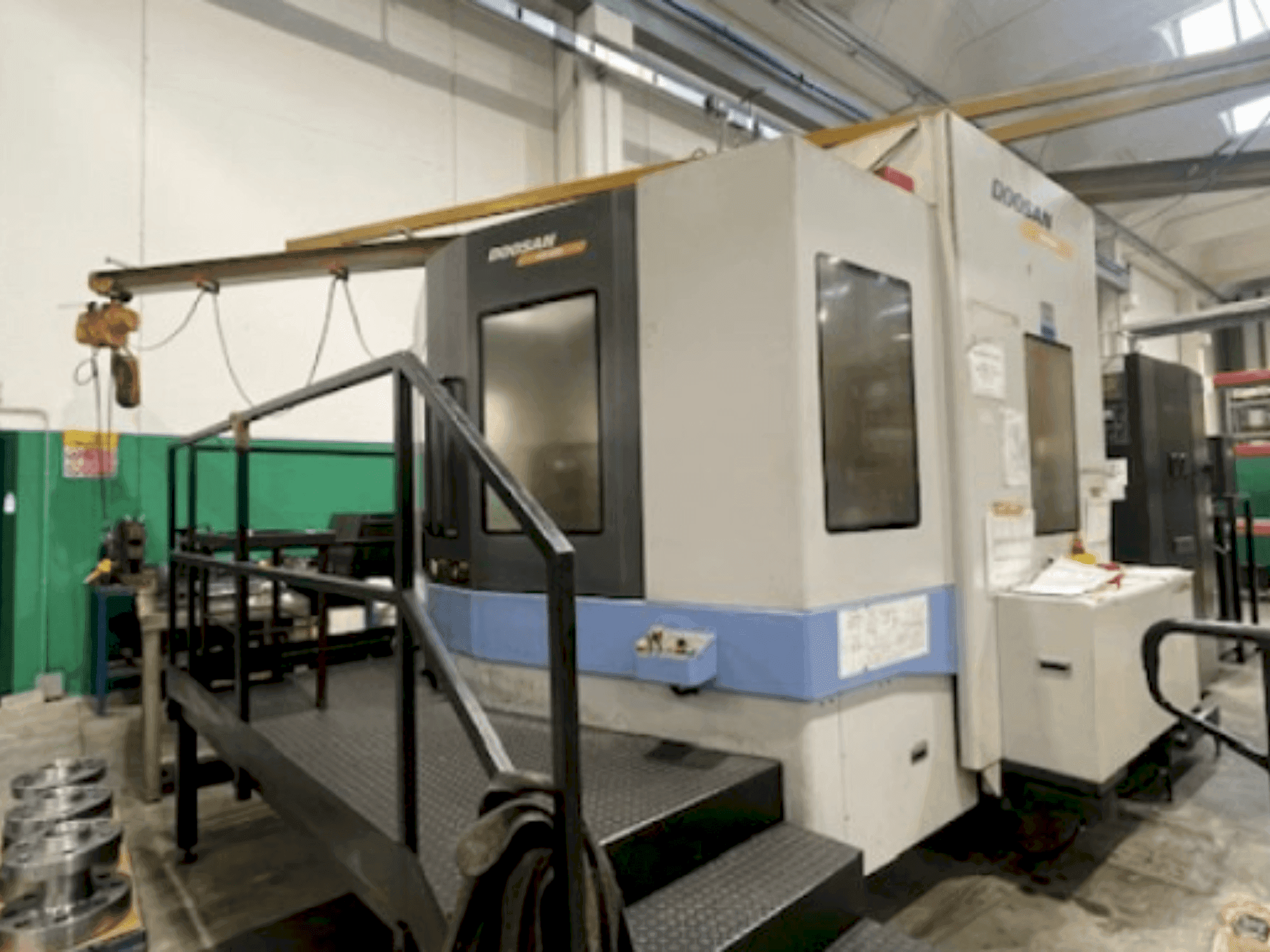 Makine DOOSAN HM 800 (2008) - Önden görünüm