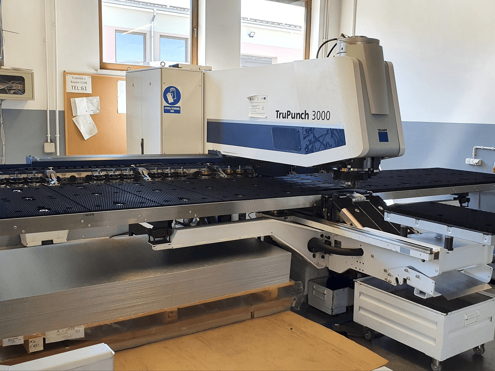 Makine Trumpf TruPunch 3000 - Önden görünüm
