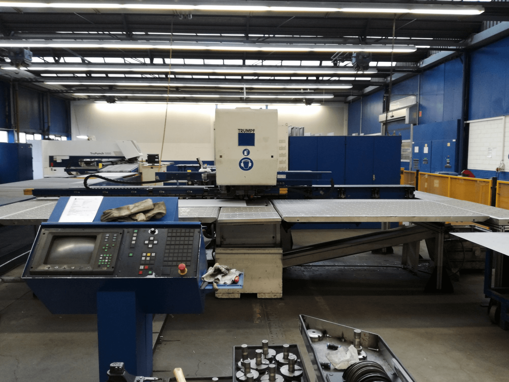 Makine Trumpf - Önden görünüm Trumatic 260 Rotation