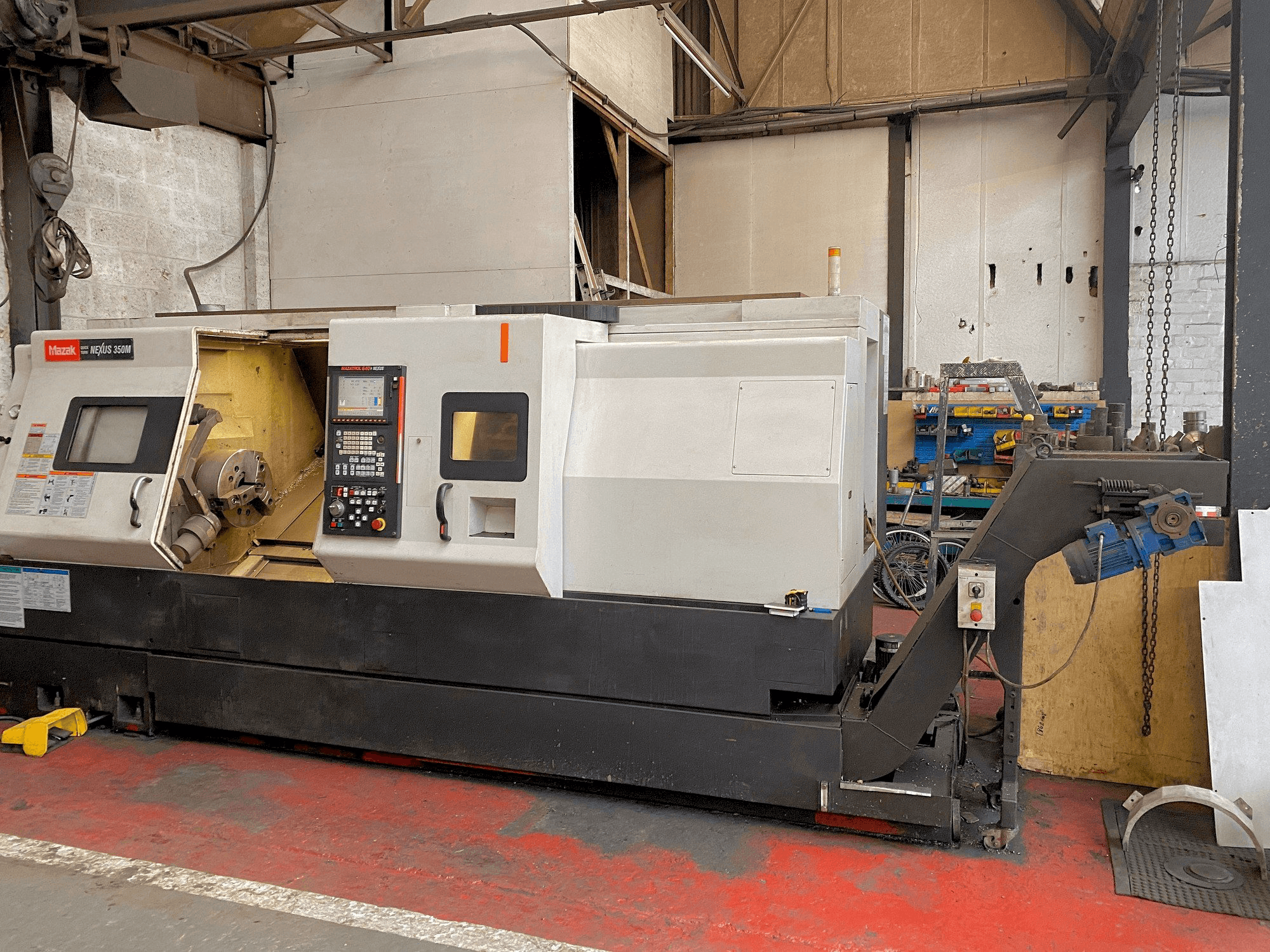 Makine Mazak Quick Turn Nexus 350M - Önden görünüm